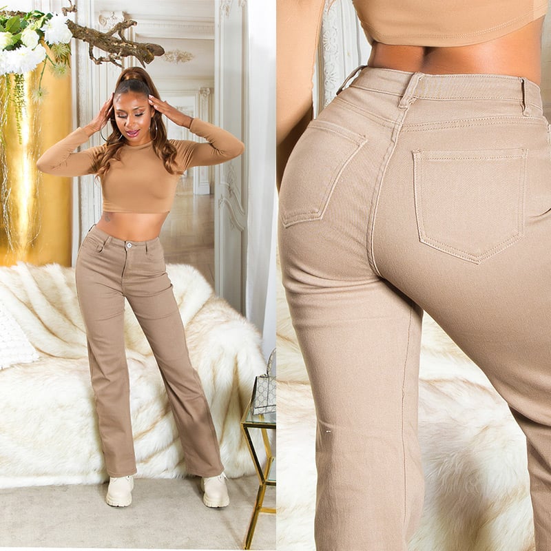 Bootcut Jeans High Waist Damenjeans mit figurbetonter Passform, 5-Pocket-Design und zeitlosem Style