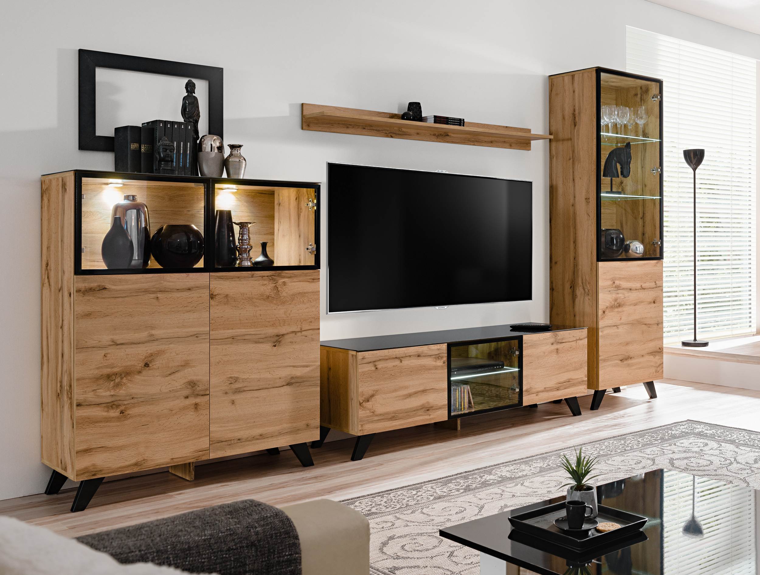 99rooms Thon Wohnwand Wotan Eiche Schwarz