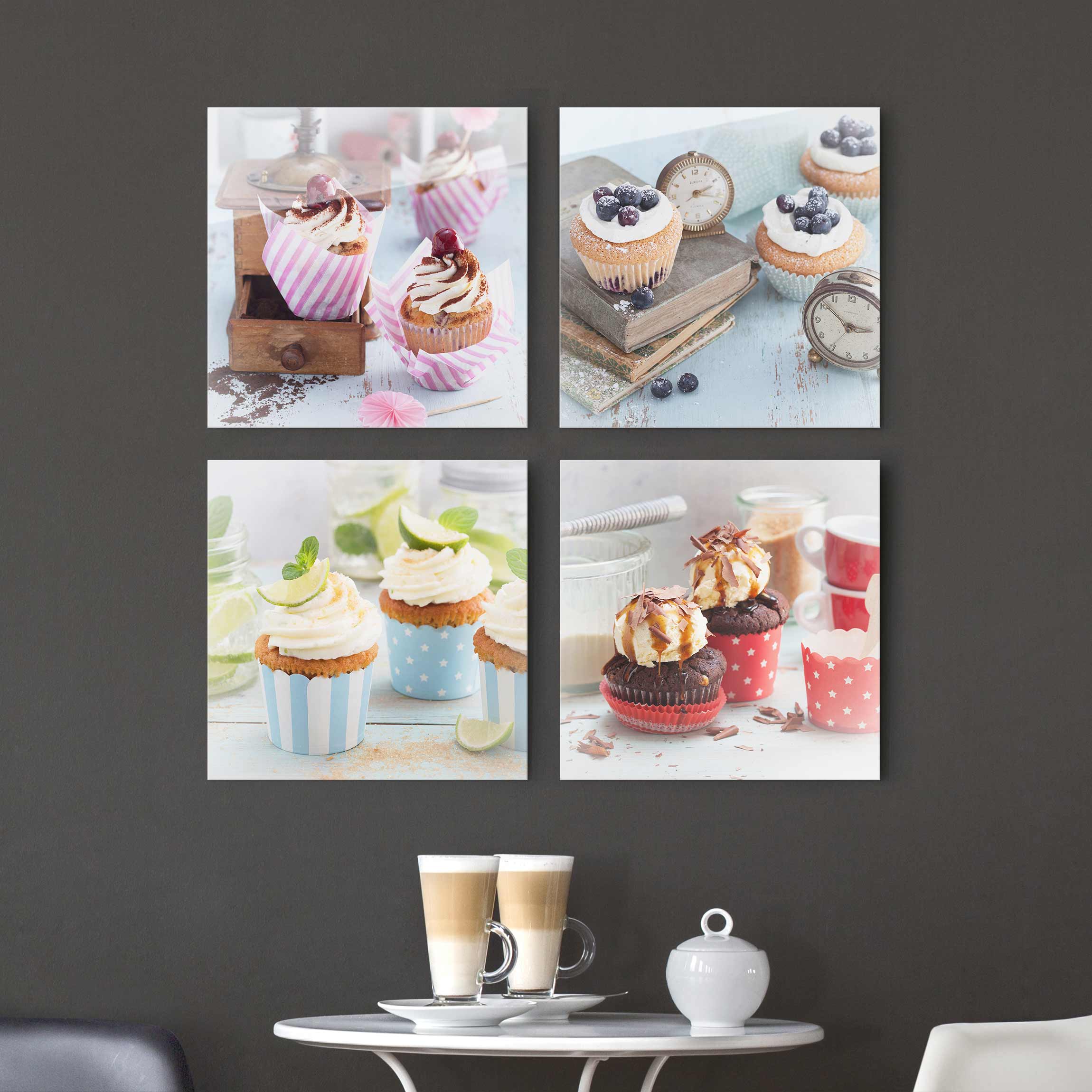 4-teiliges Glasbild - Quadrat Vintage Cupcakes mit Topping