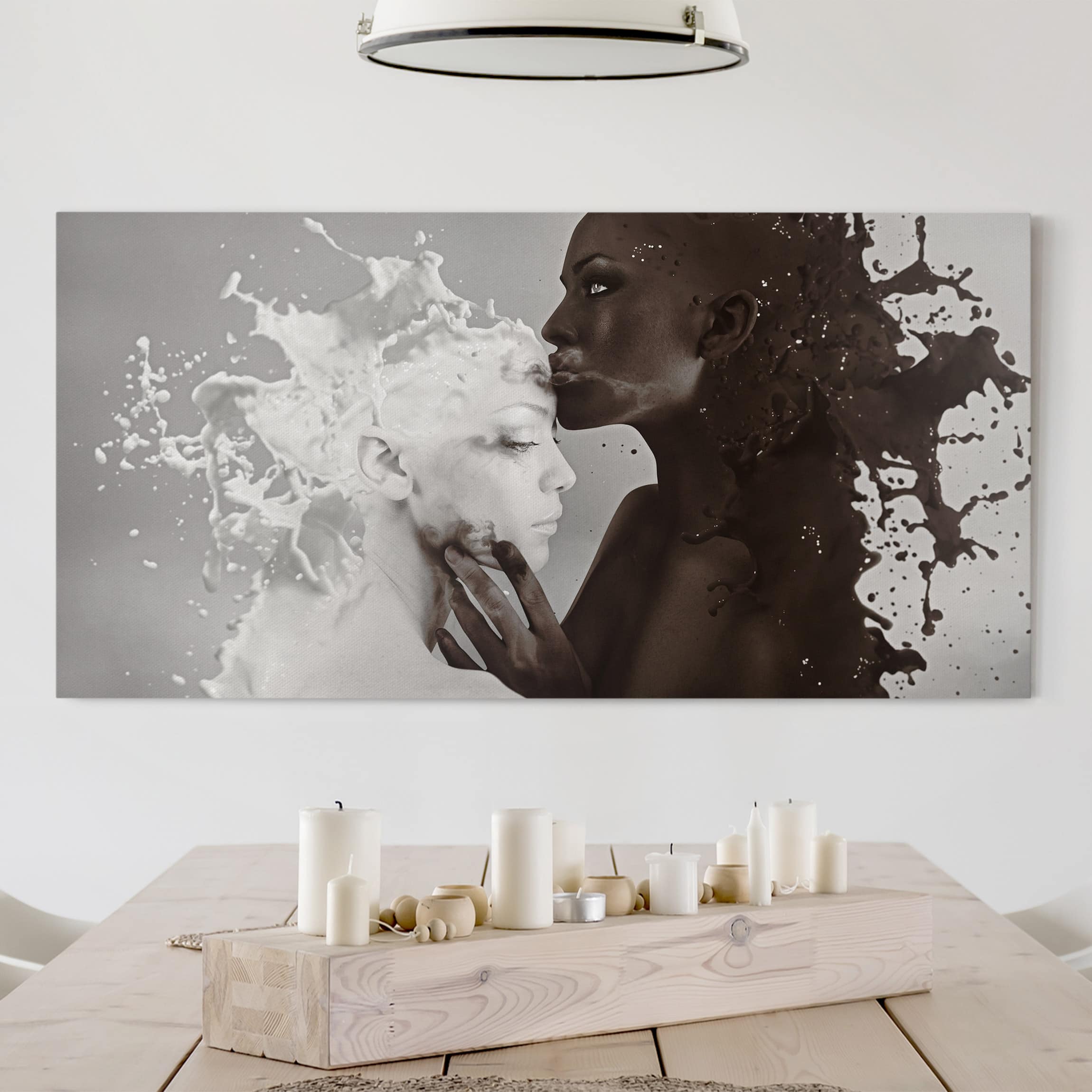 Leinwandbild - Querformat Milch & Kaffee Kuss