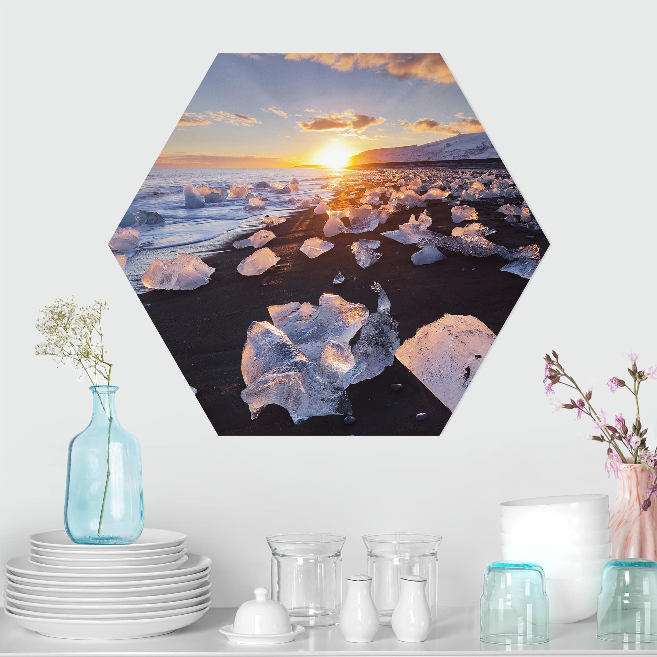 Hexagon-Forexbild Eisbrocken am Strand Island