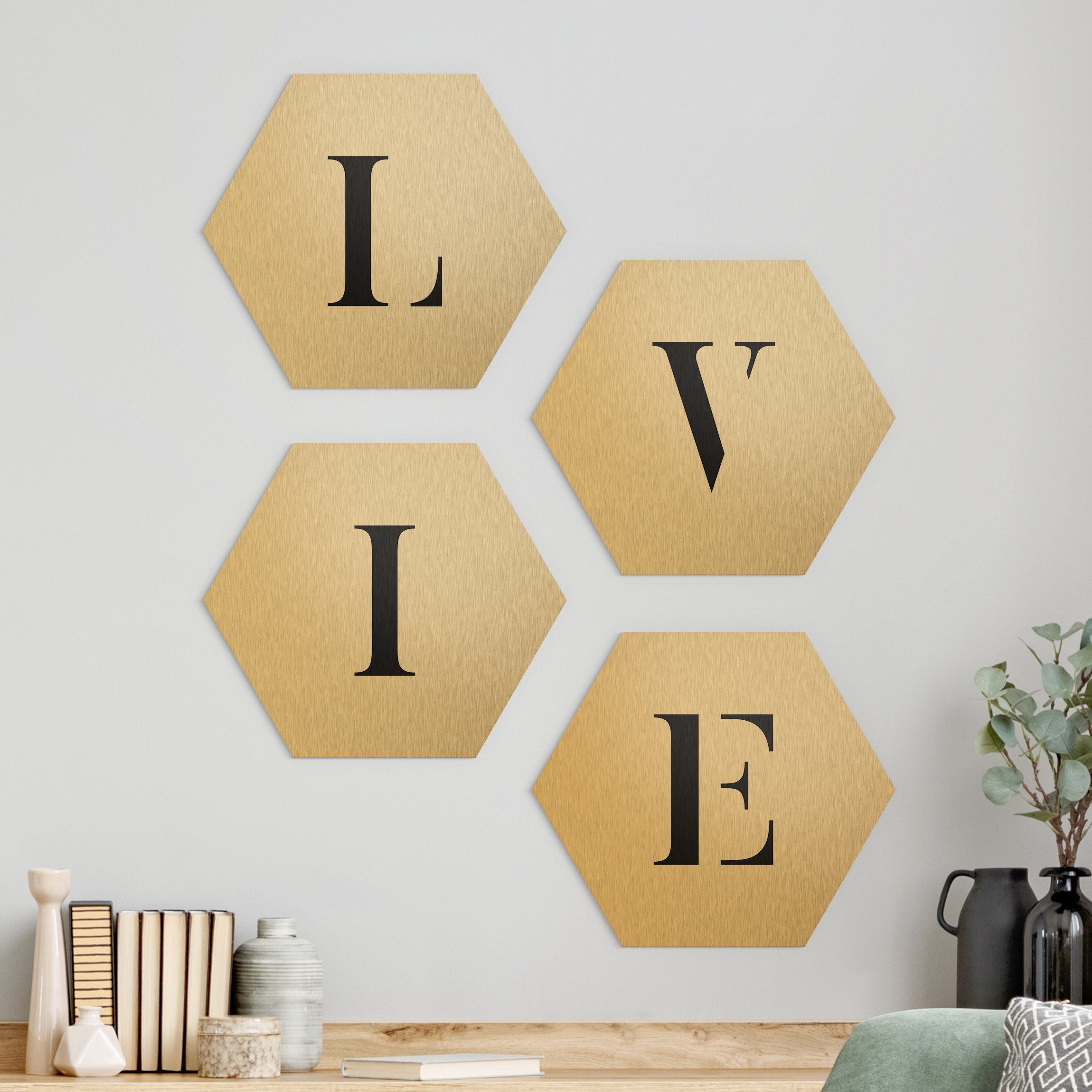 4-teiliges Hexagon-Alu-Dibond Bild Buchstaben LIVE Schwarz Set II