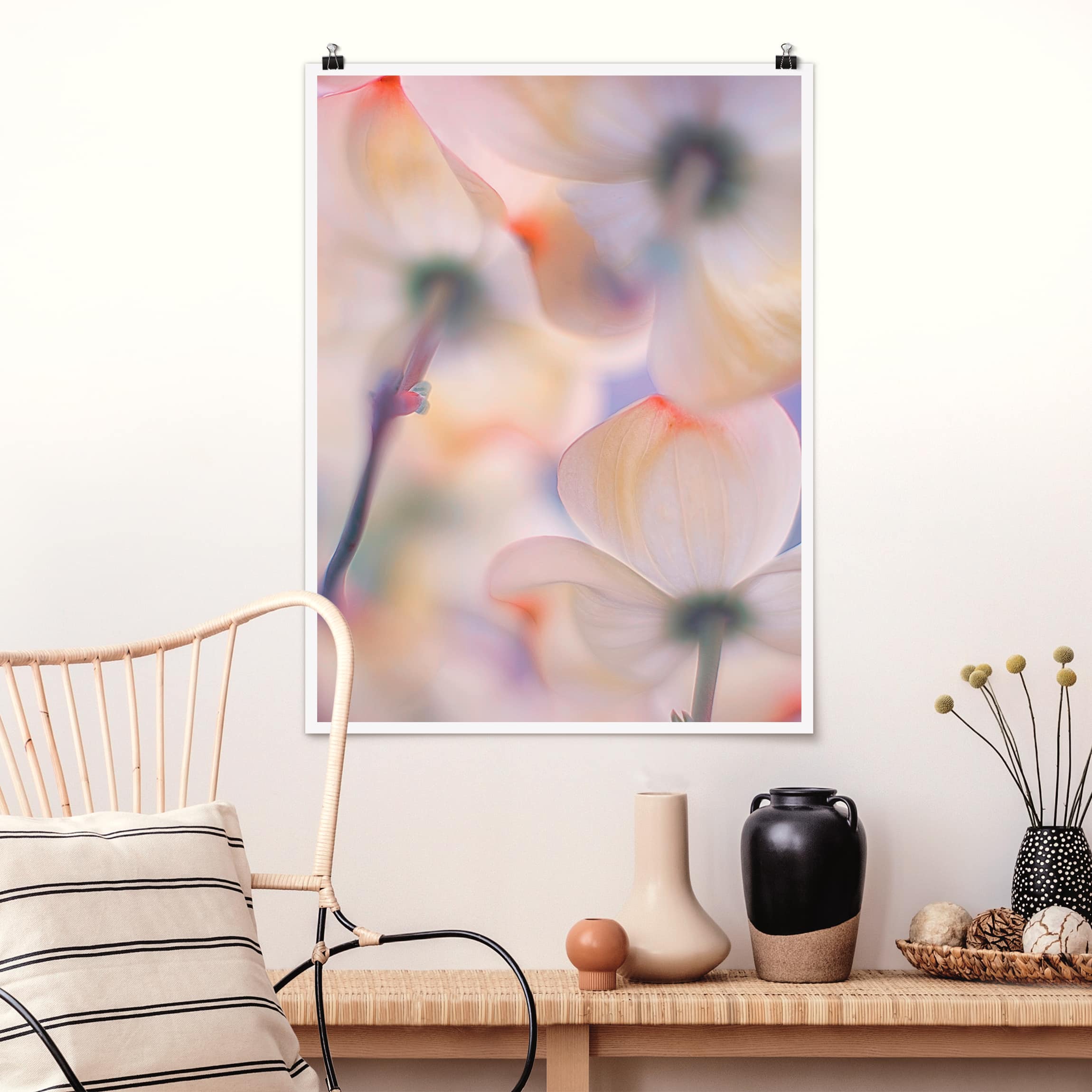 Poster - Hochformat Unter Blüten