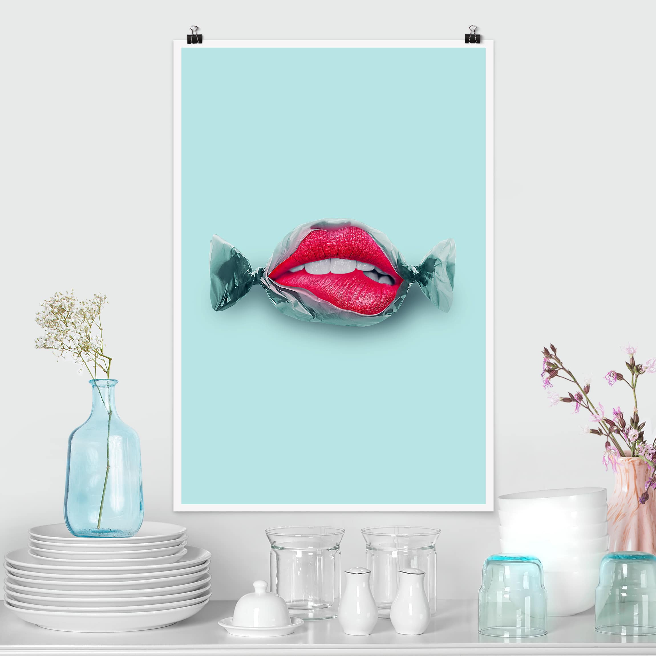 Poster - Hochformat Bonbon mit Lippen