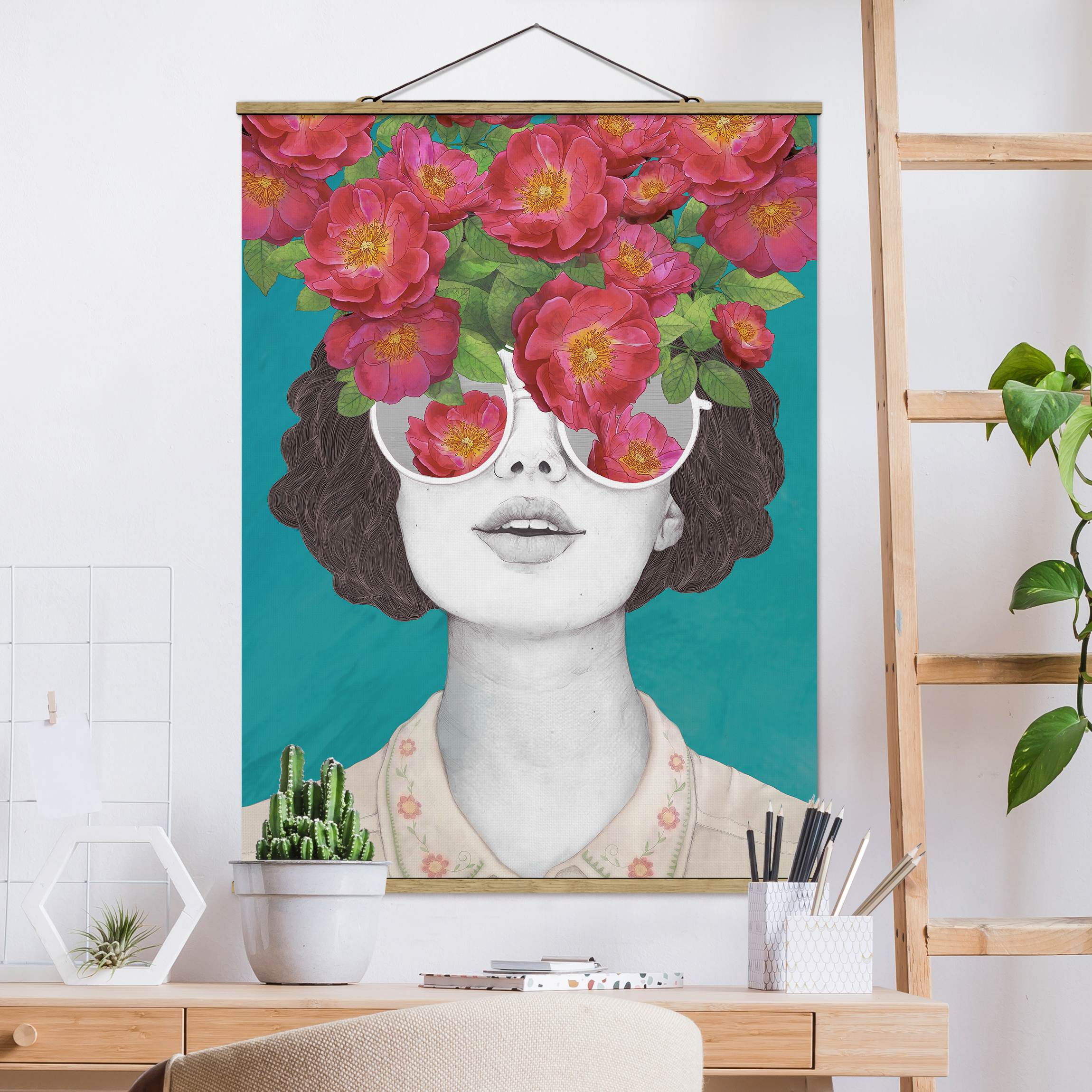 Stoffbild mit Posterleisten Illustration Portrait Frau Collage mit Blumen Brille