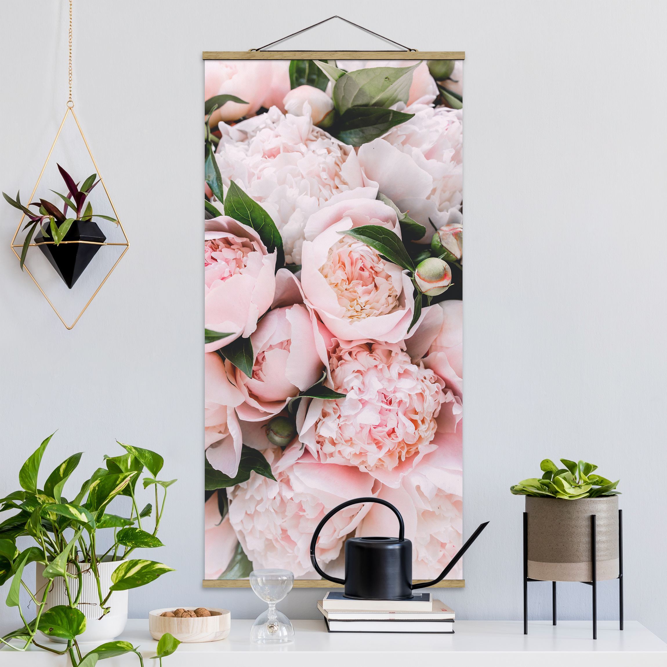 Stoffbild mit Posterleisten Rosa Pfingstrosen mit Blättern