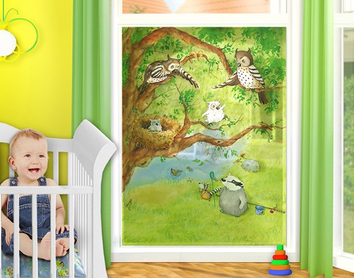 Fensterfolie Wassili Waschbär - Eulenküken Elsa reißt aus