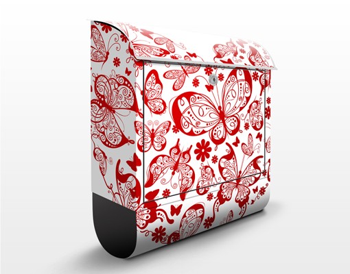 Briefkasten Herz aus Schmetterlingen