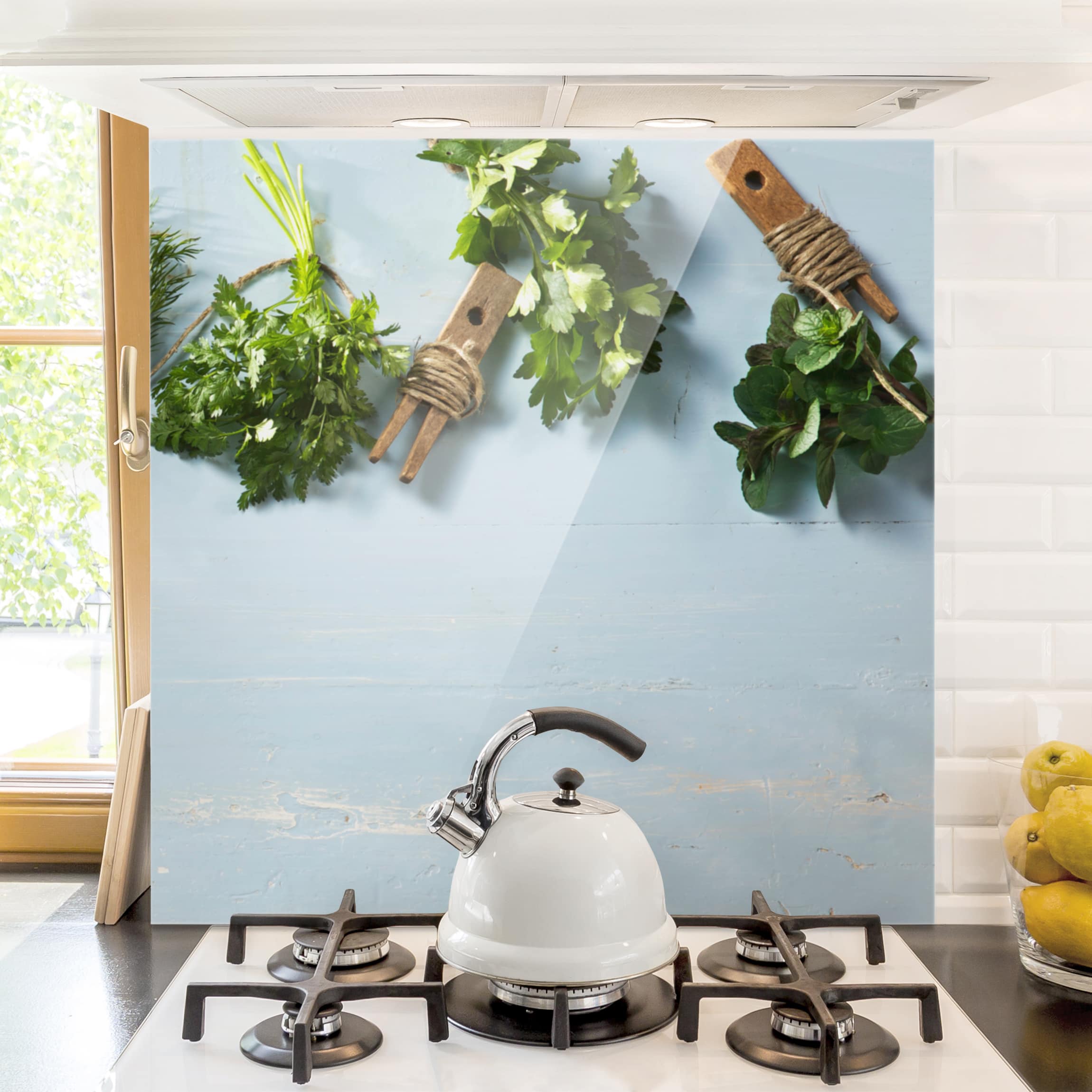 Spritzschutz Gebündelte Kräuter