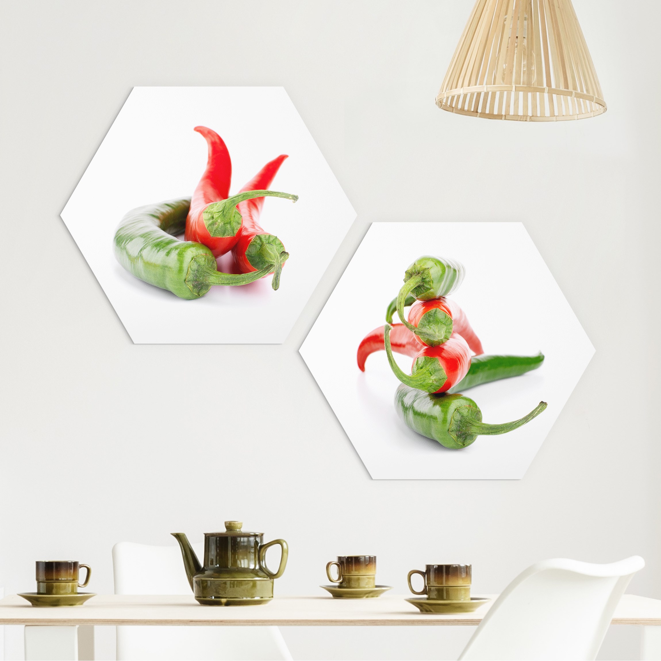 2-teiliges Hexagon-Alu-Dibond Bild Rote und grüne Peperoni