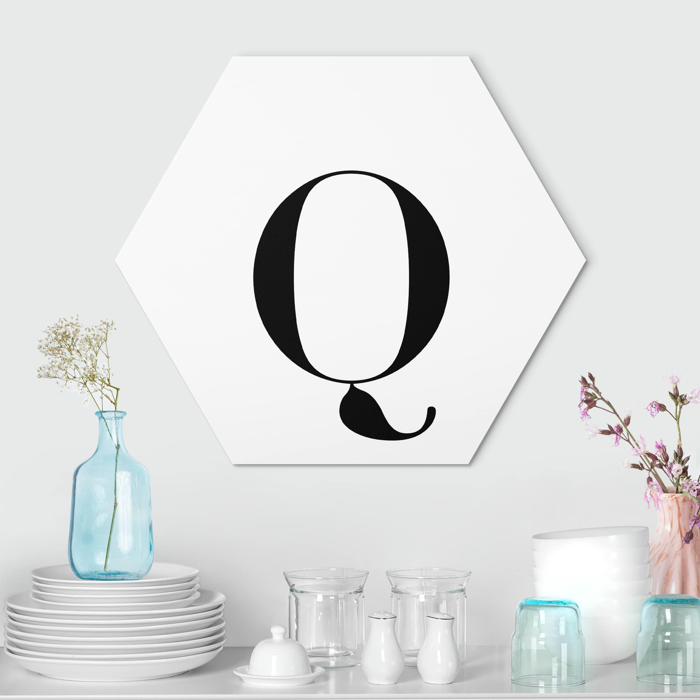Hexagon-Alu-Dibond Bild Buchstabe Serif Weiß Q