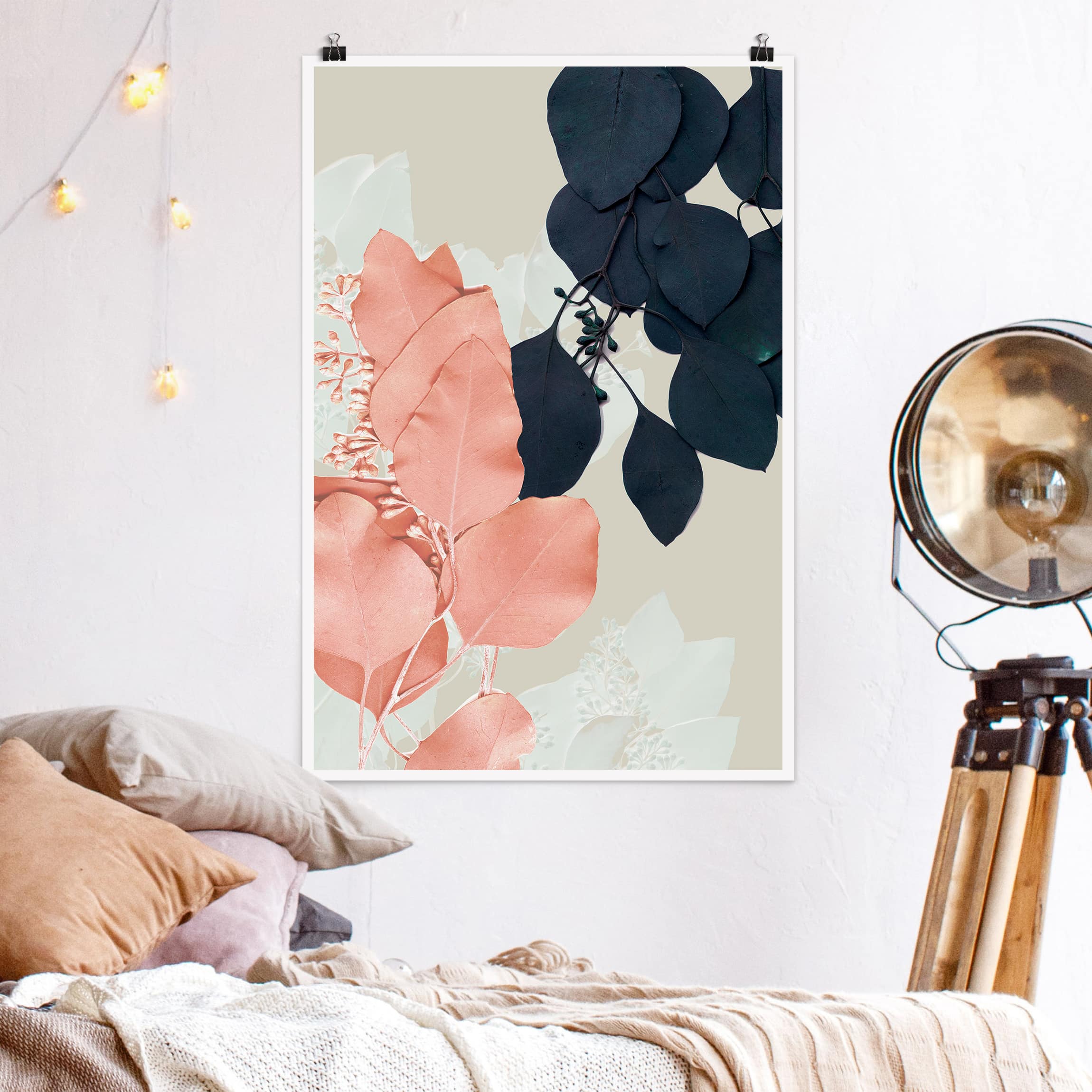 Poster - Hochformat Blätter Indigo & Rouge II