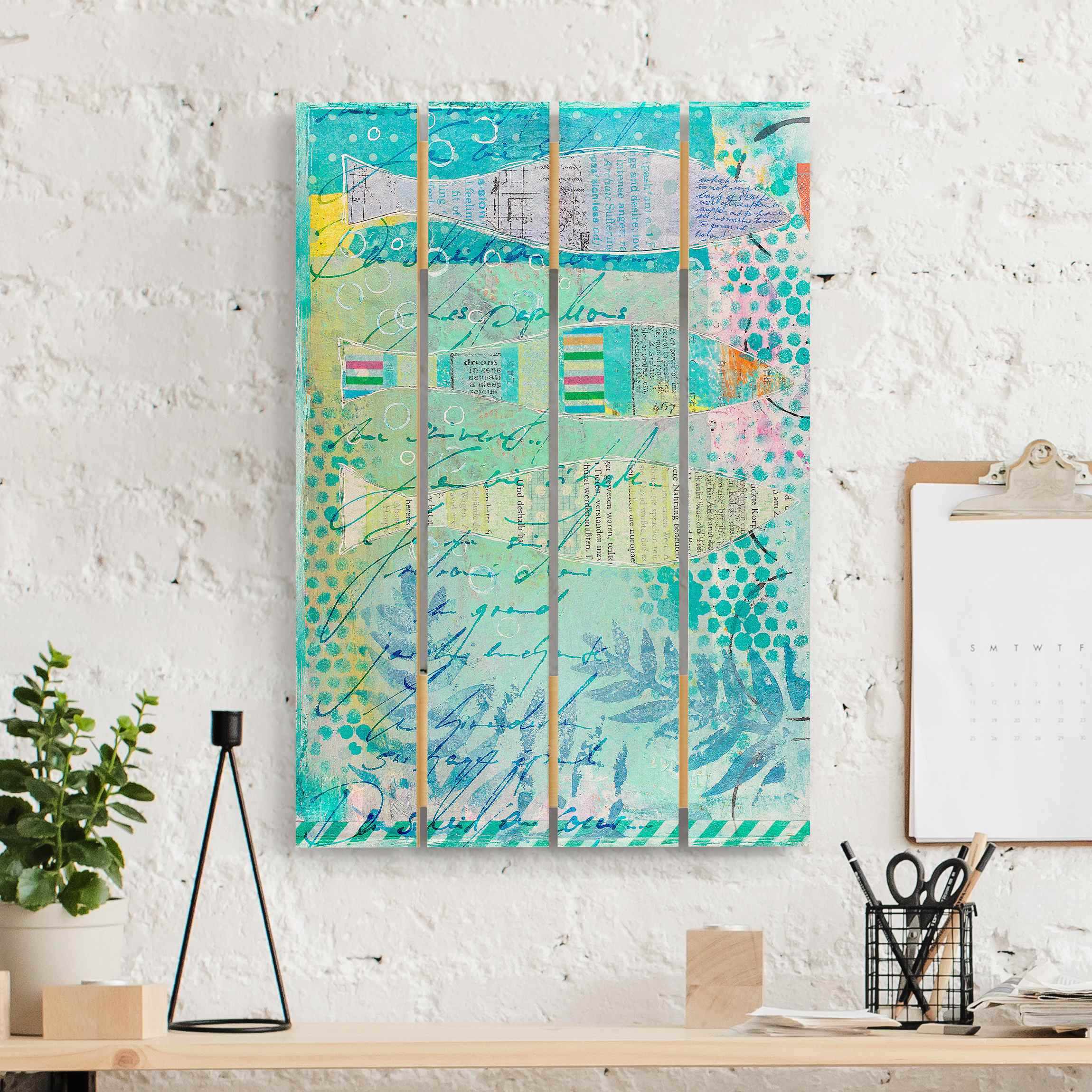 Holzbild Plankenoptik - Hochformat Bunte Collage - Fische und Punkte