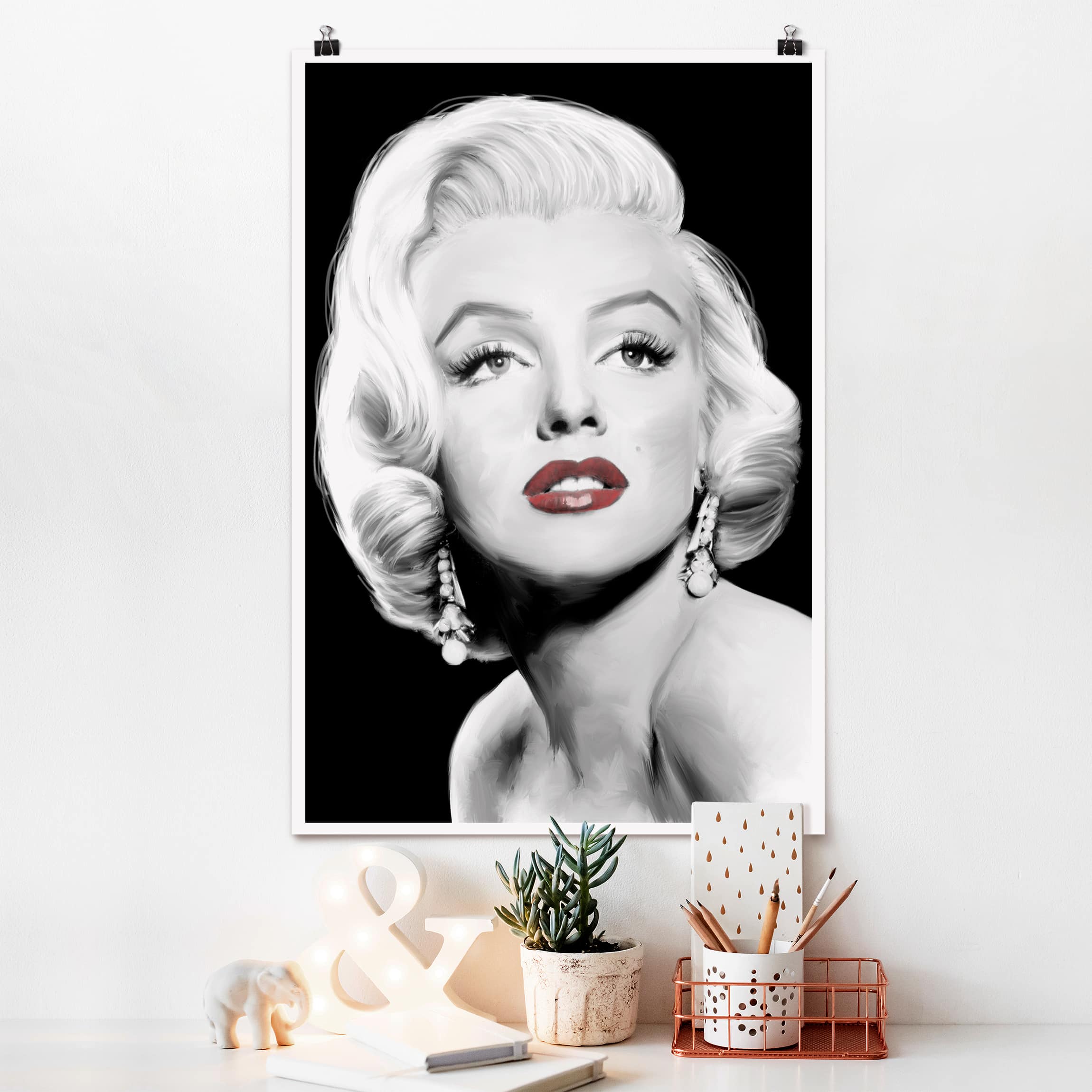 Poster - Hochformat Marilyn mit Ohrschmuck