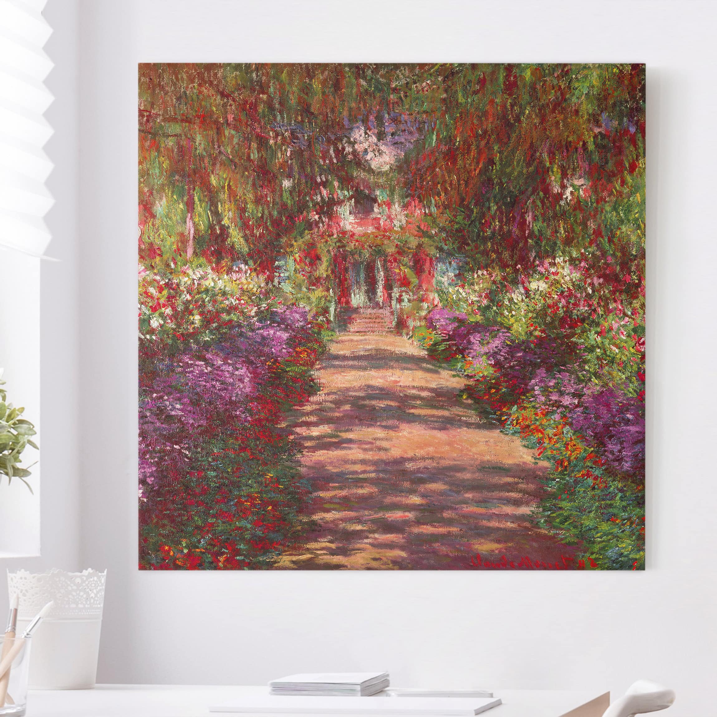 Leinwandbild - Quadrat Claude Monet - Weg in Monets Garten in Giverny
