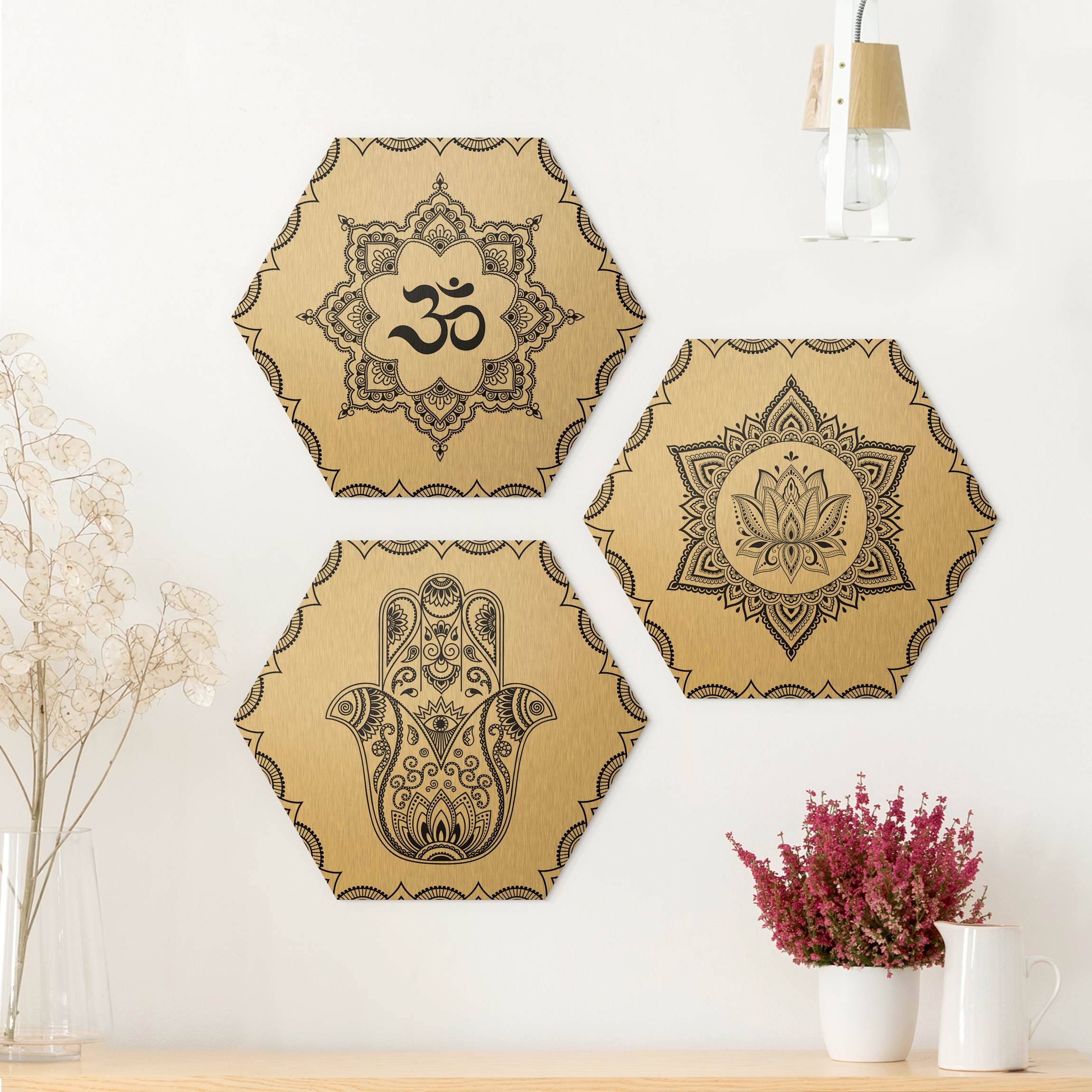 3-teiliges Hexagon-Alu-Dibond Bild Hamsa Hand Lotus OM Illustration Set Schwarz Weiß