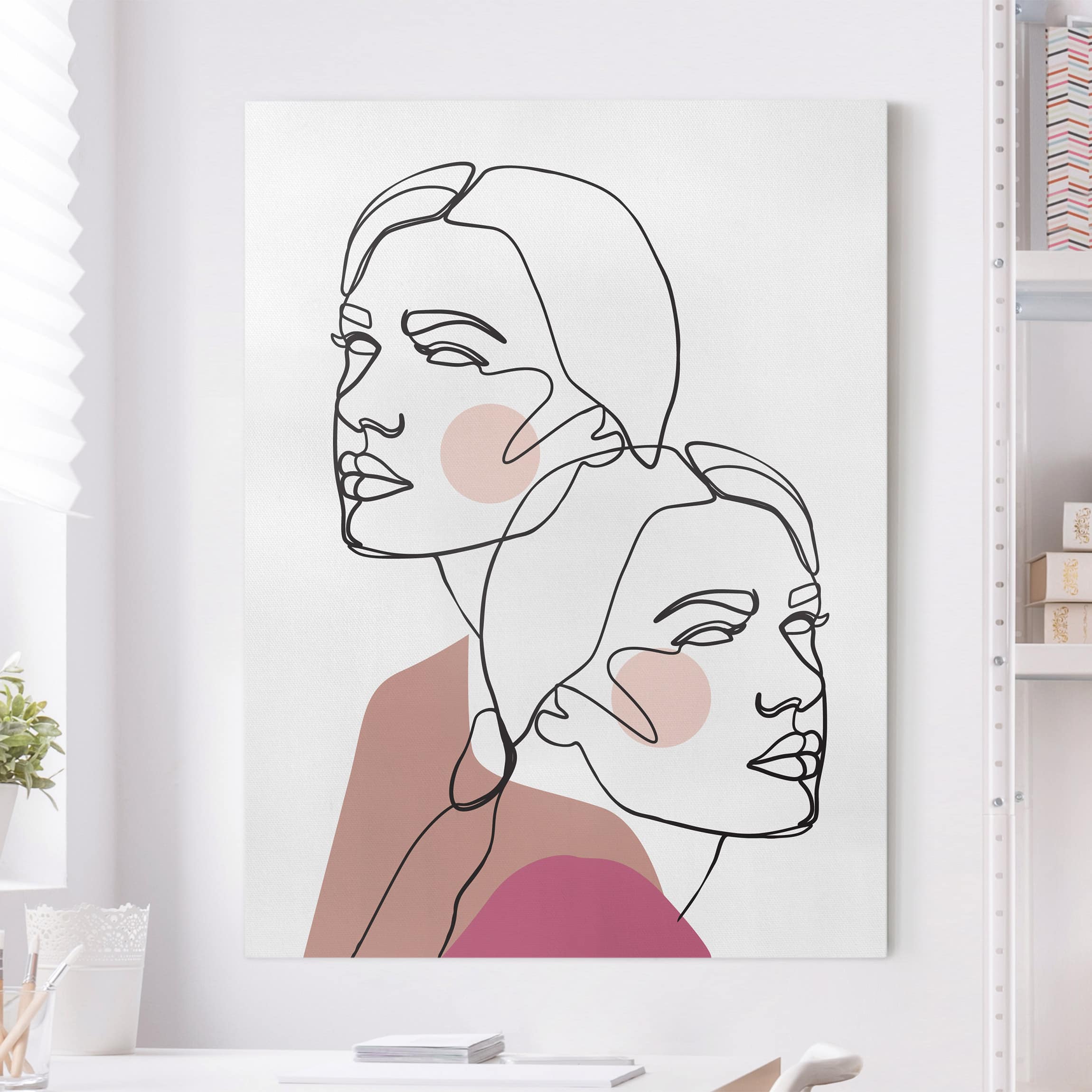 Leinwandbild - Hochformat Line Art Frauen Portrait Wangen Rosa