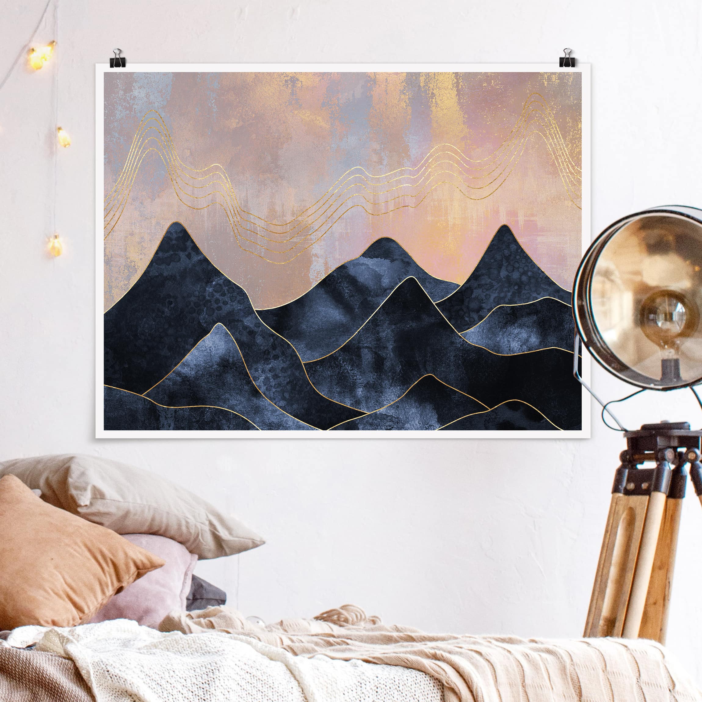 Poster - Querformat Goldene Dämmerung über Gebirge