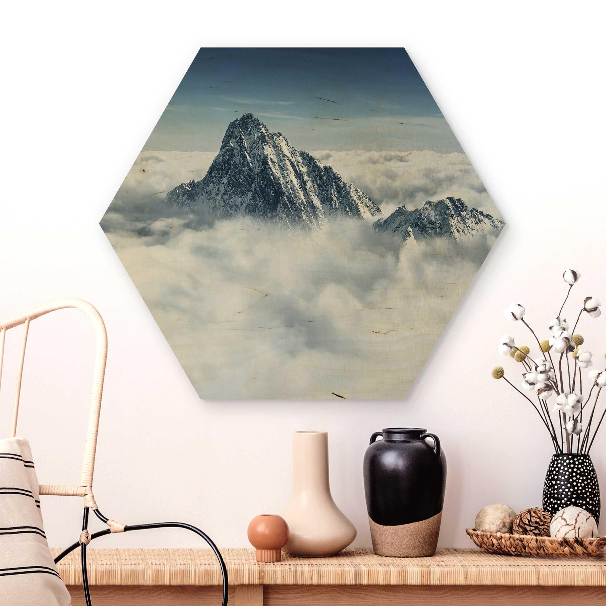 Hexagon-Holzbild Die Alpen über den Wolken