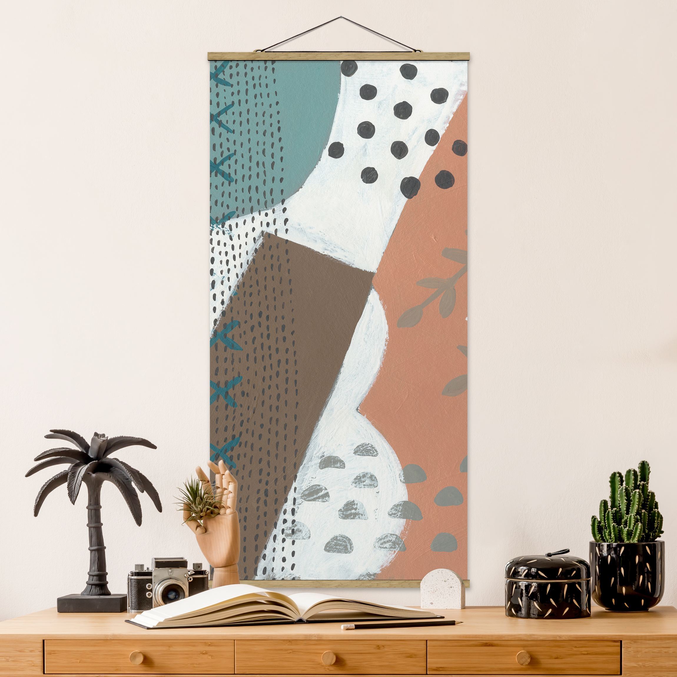 Stoffbild mit Posterleisten Karneval der Formen in Lachs I