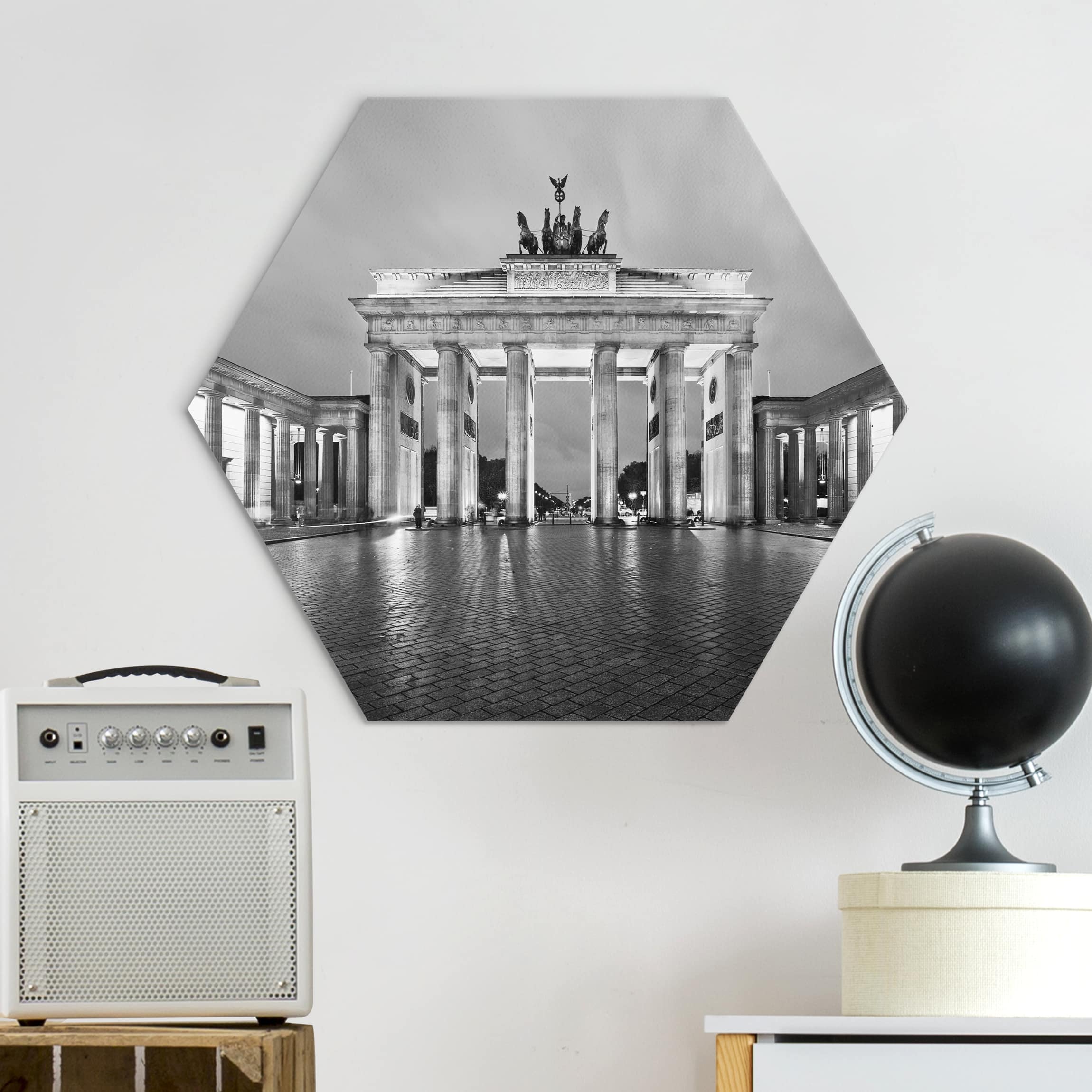 Hexagon-Alu-Dibond Bild Erleuchtetes Brandenburger Tor II