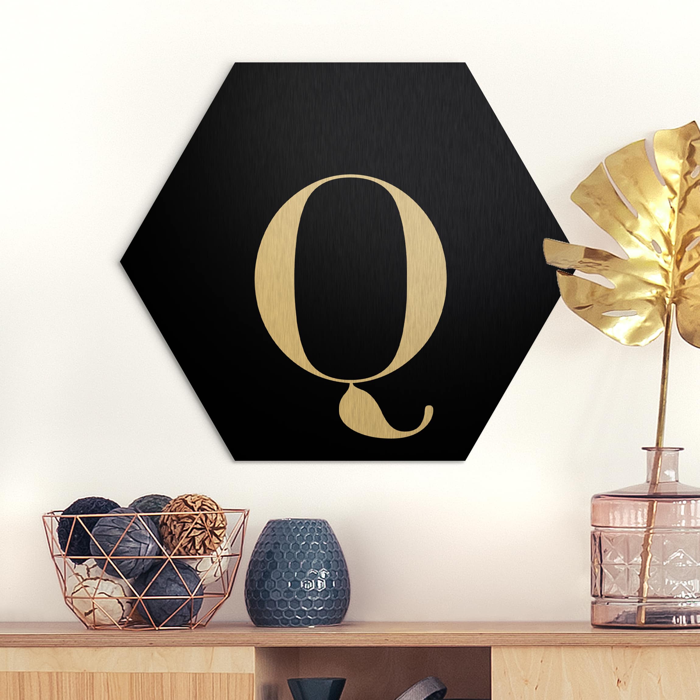 Hexagon-Alu-Dibond Bild Buchstabe Serif Schwarz Q