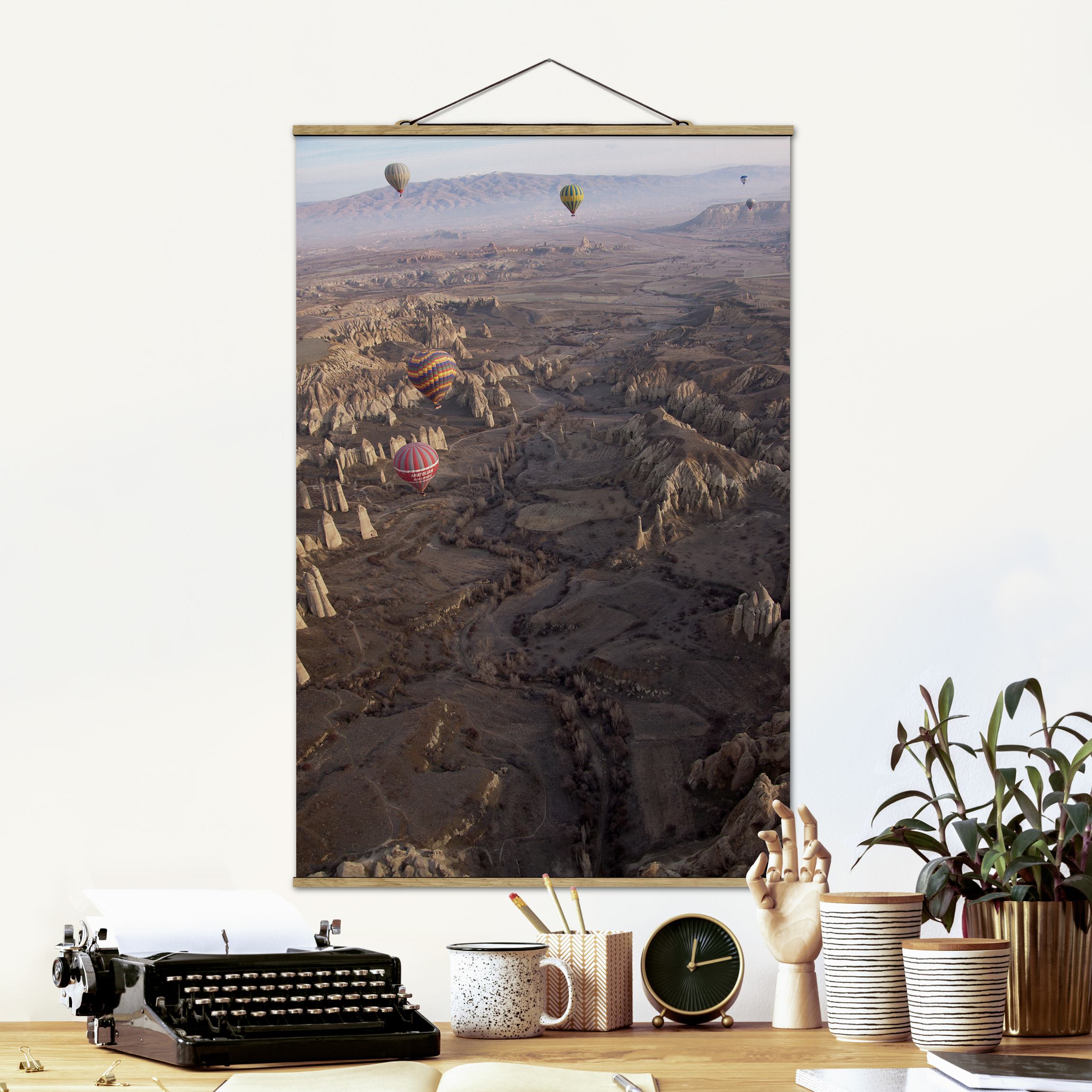 Stoffbild - Hochformat Heißluftballons über Anatolien