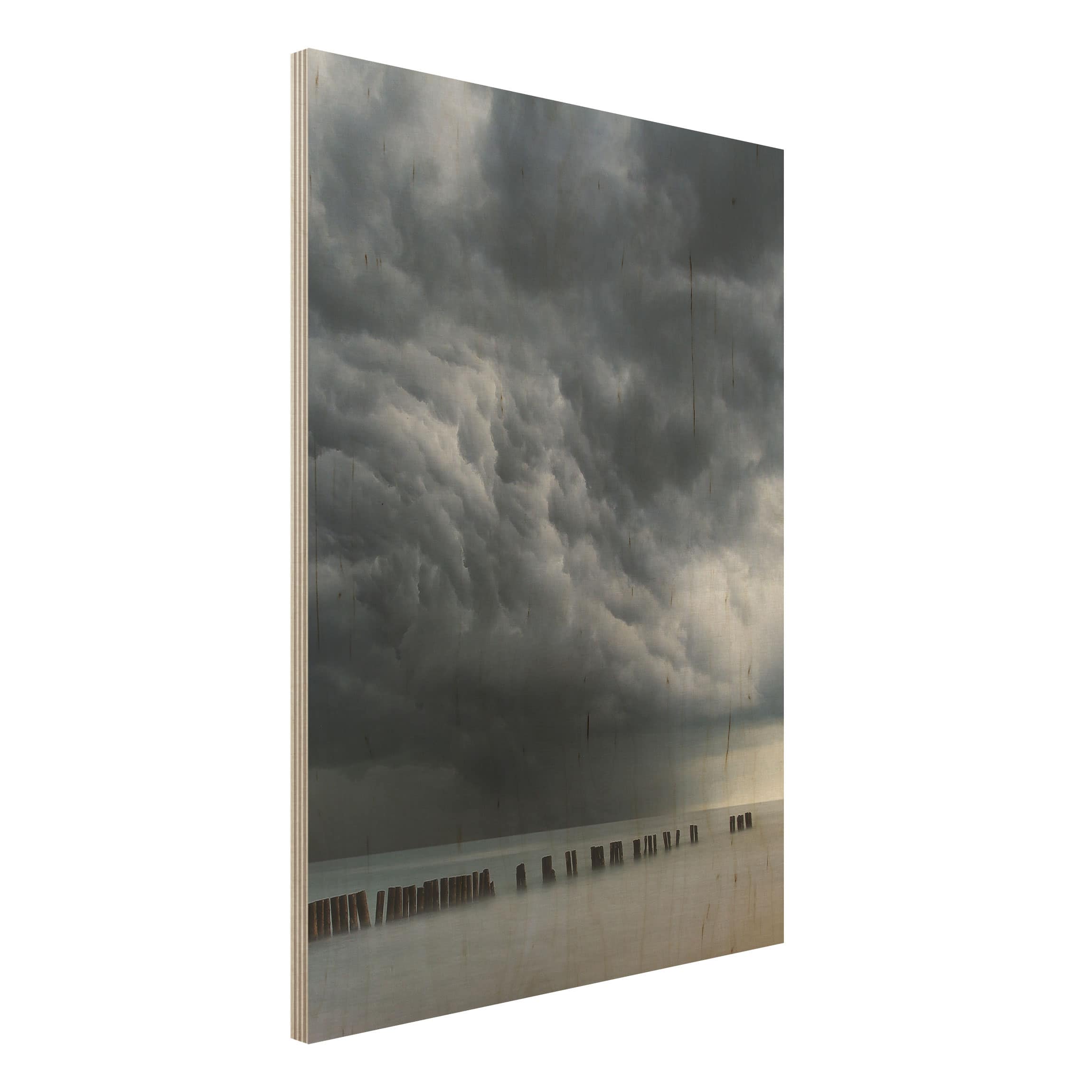 Holzbild - Hochformat 3:4 Sturmwolken über der Ostsee