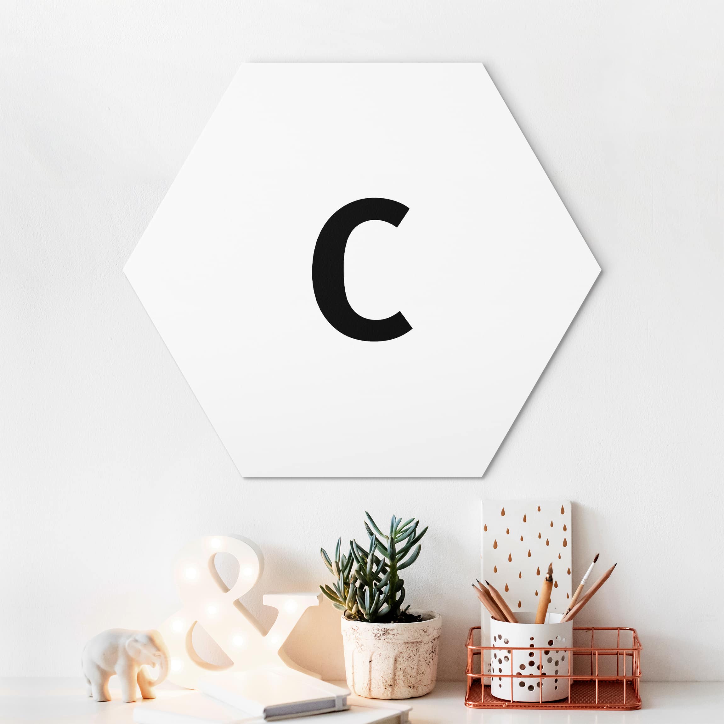 Hexagon-Alu-Dibond Bild Buchstabe Weiß C