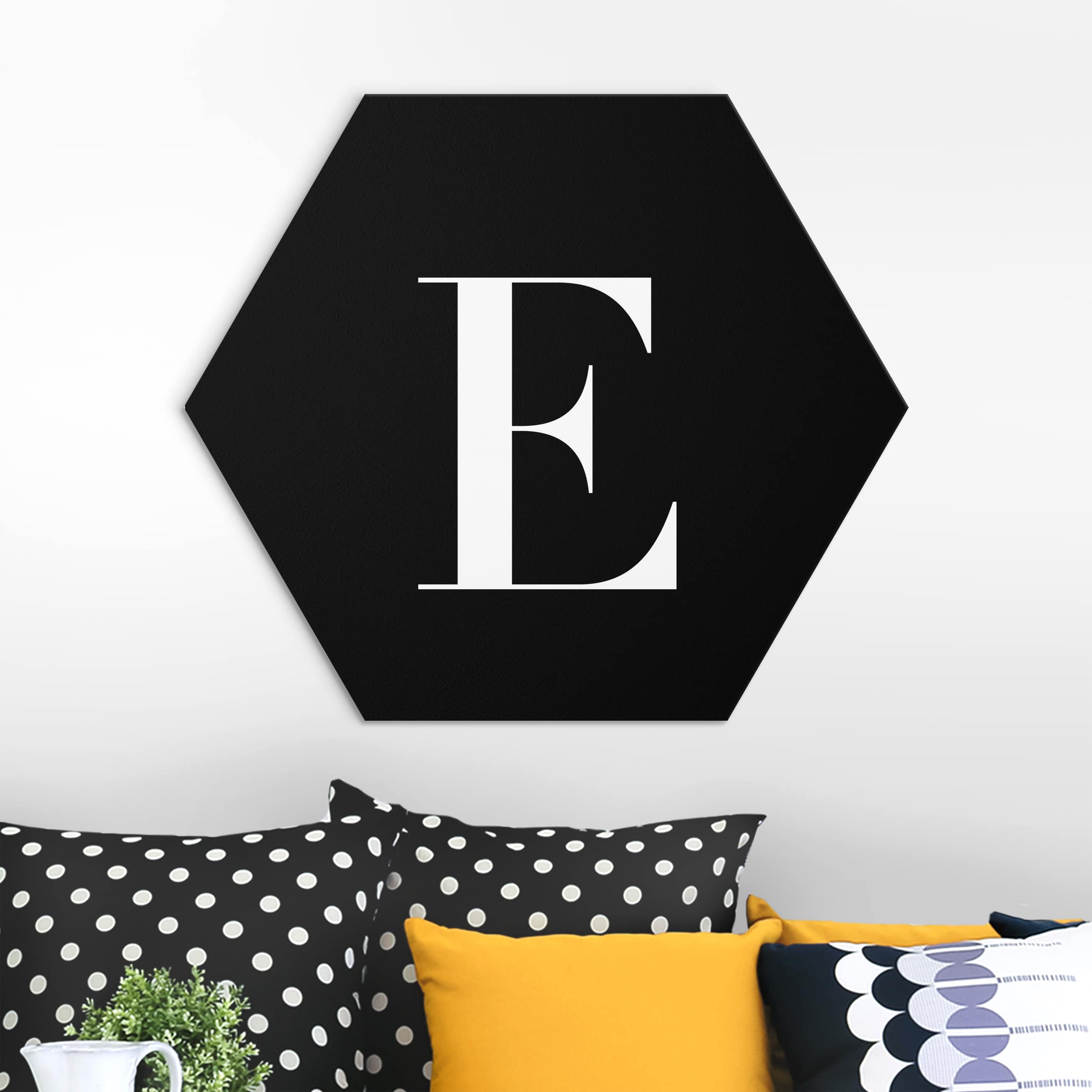Hexagon-Alu-Dibond Bild Buchstabe Serif Schwarz E