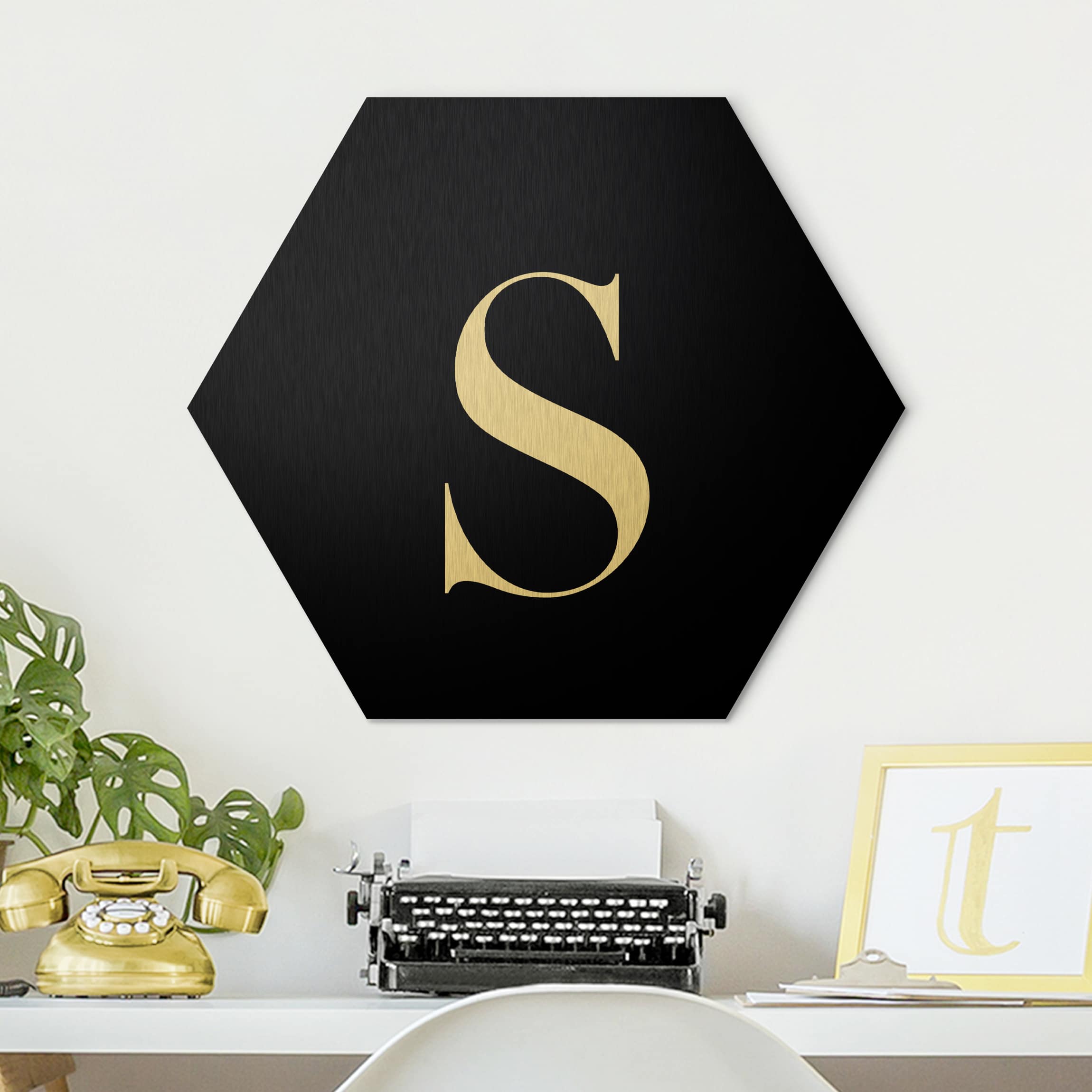 Hexagon-Alu-Dibond Bild Buchstabe Serif Schwarz S