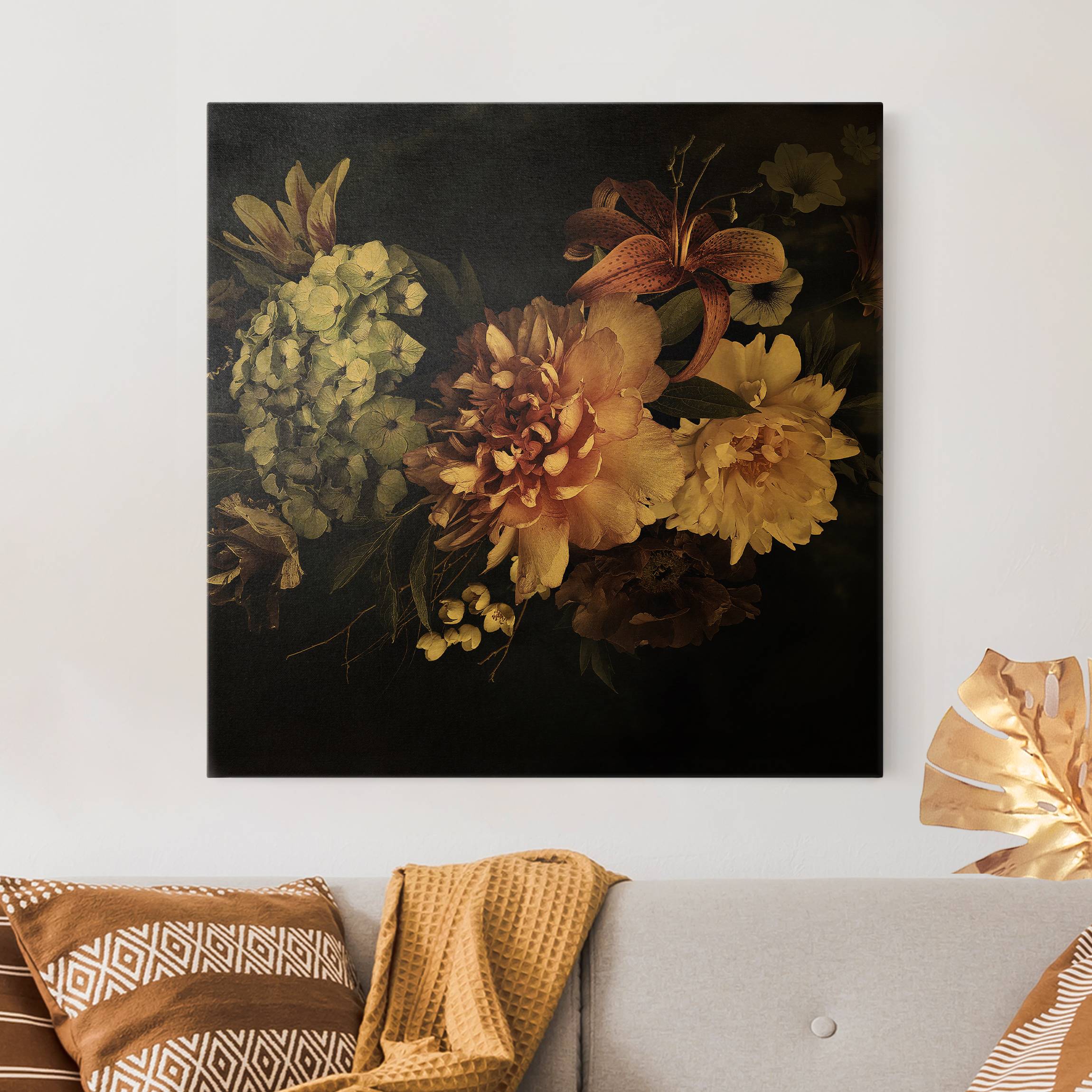 Leinwandbild Gold Blumen mit Nebel auf Schwarz