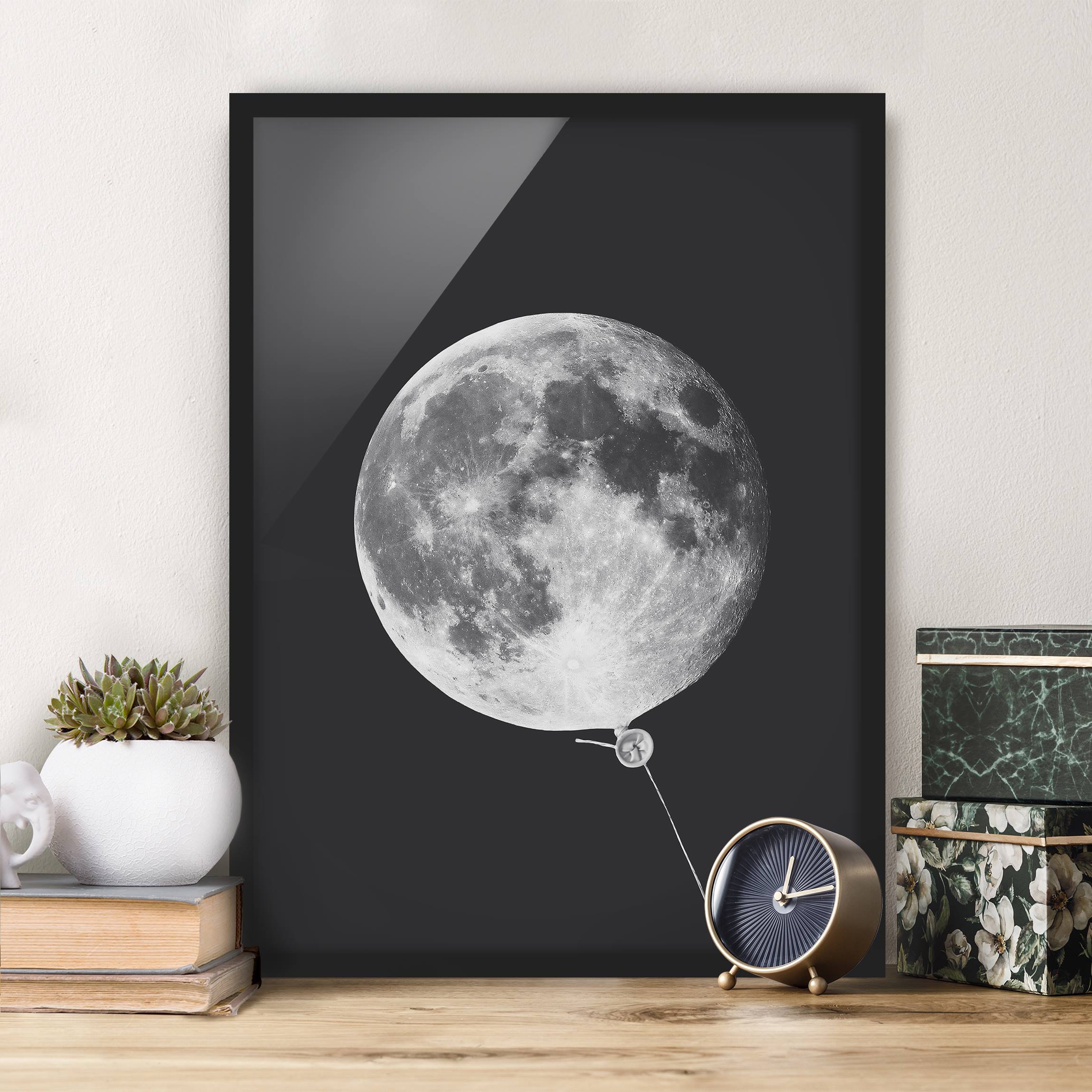 Bild mit Rahmen - Hochformat Luftballon mit Mond