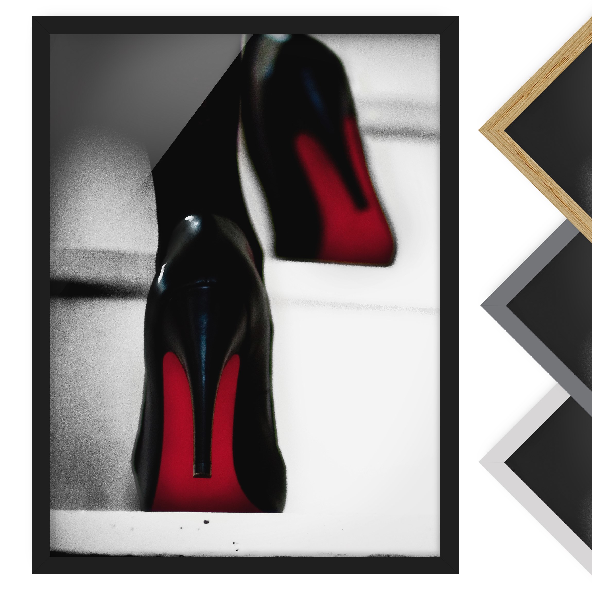 Bild mit Rahmen - Hochformat High Heels in Rot