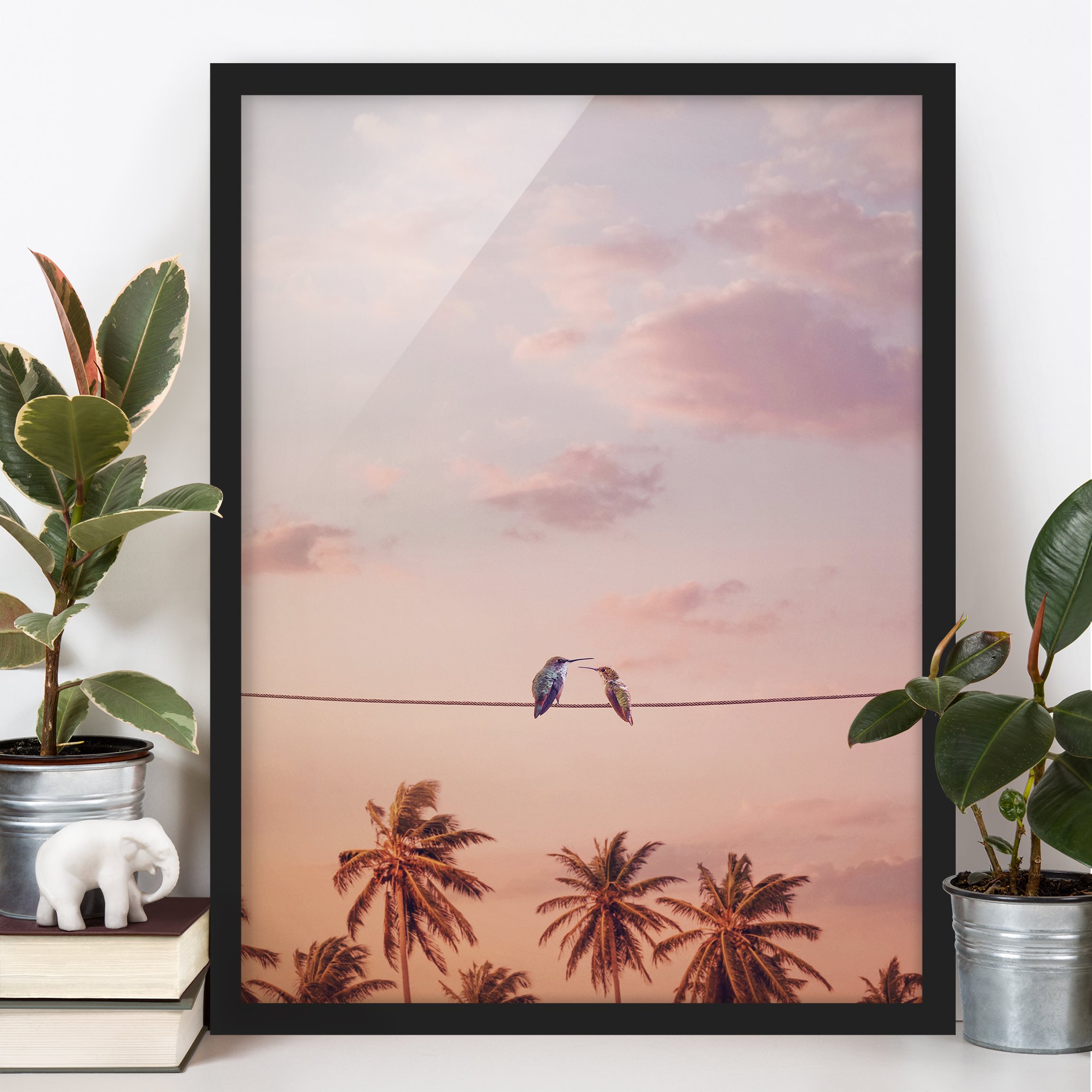 Bild mit Rahmen - Hochformat Sonnenuntergang mit Kolibris