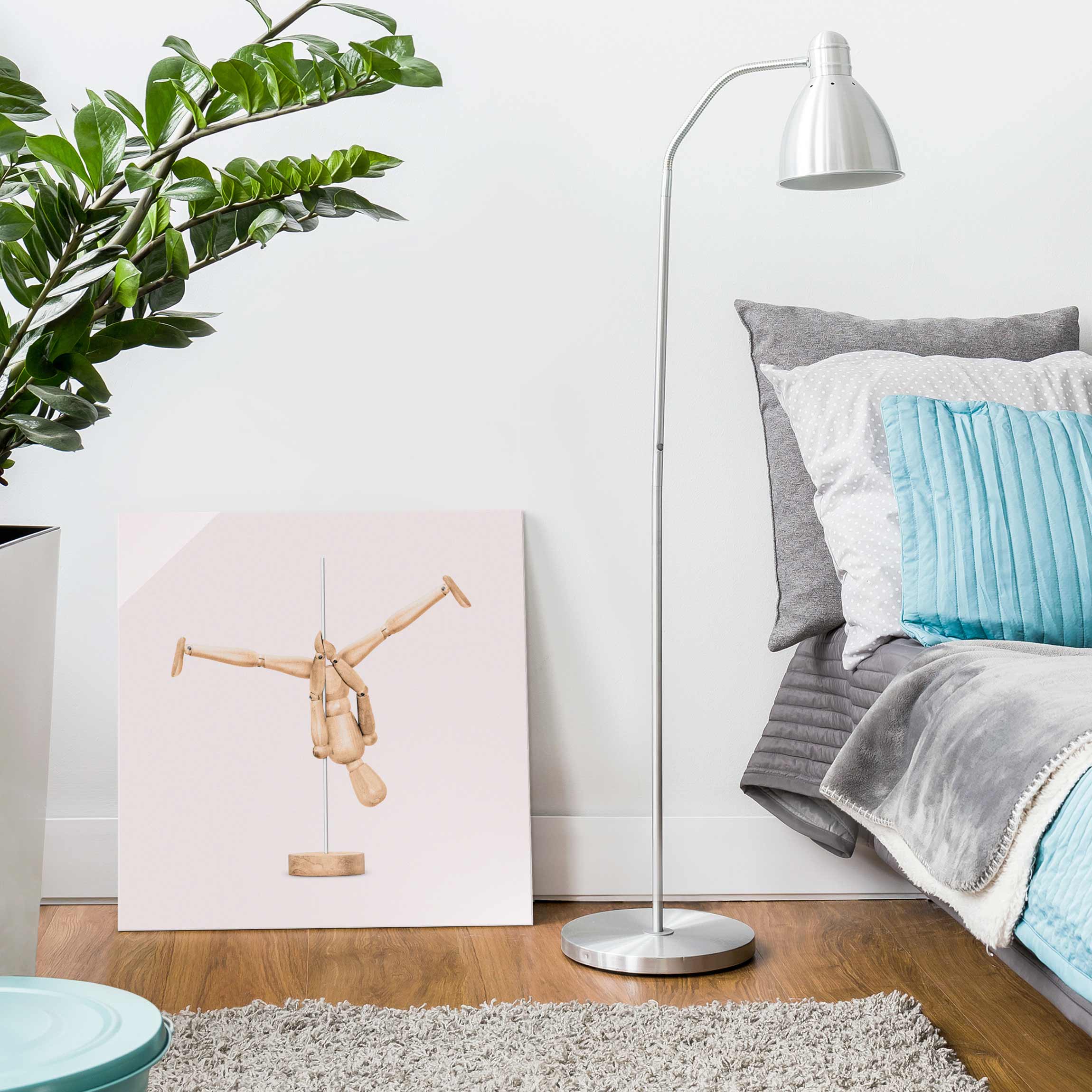 Glasbild - Quadrat Poledance mit Holzfigur