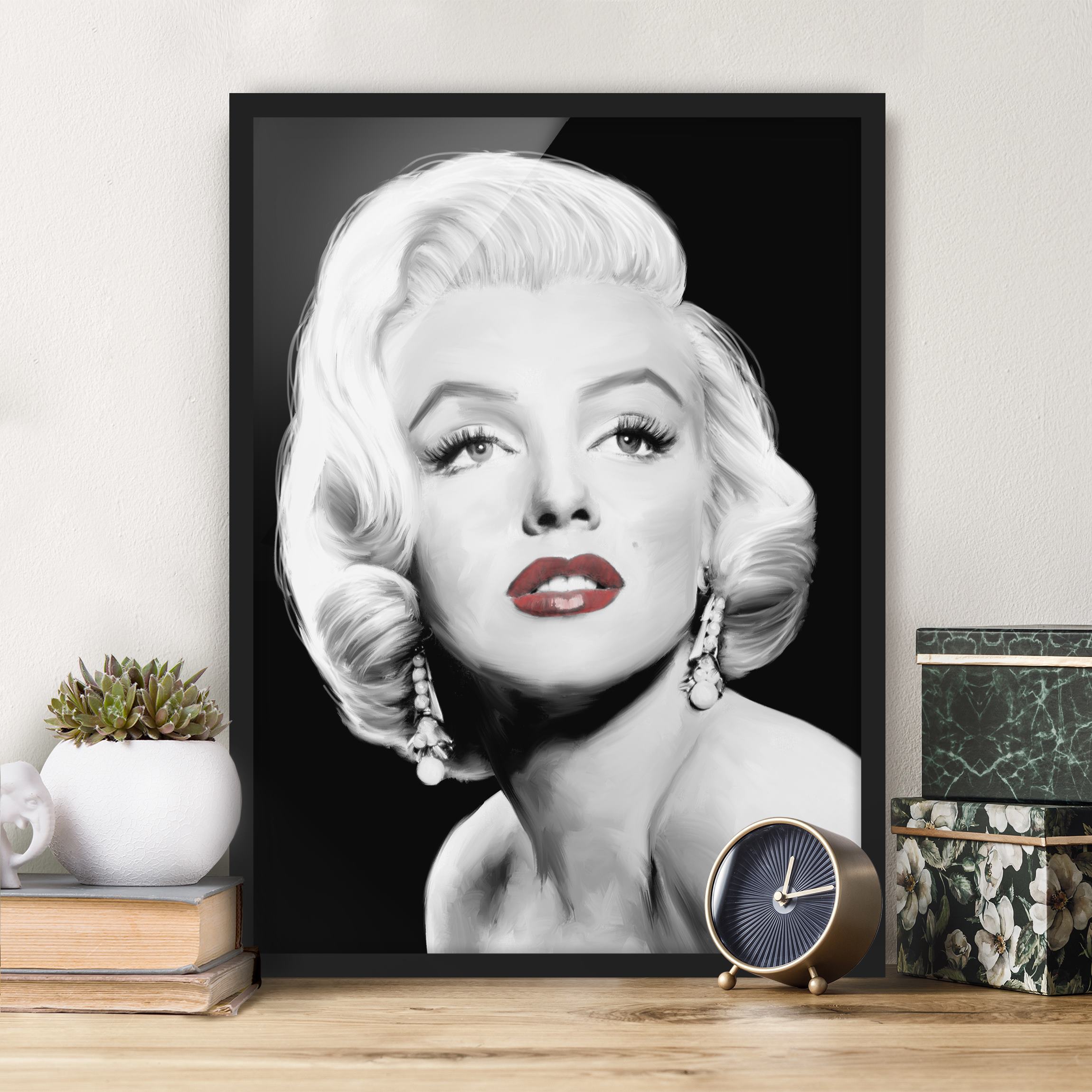 Bild mit Rahmen - Hochformat Marilyn mit Ohrschmuck