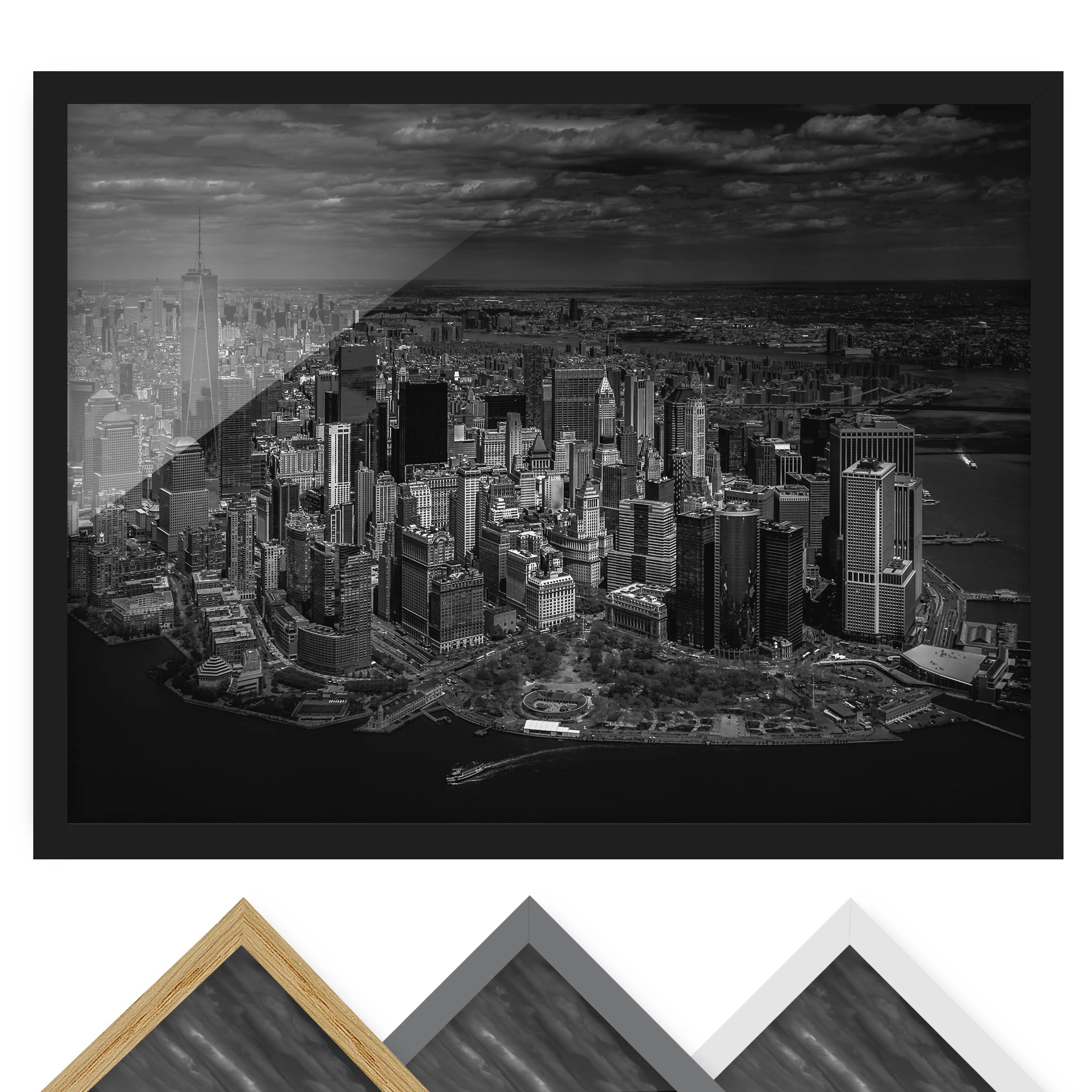 Architektur & Skyline Bild mit Rahmen New York - Manhattan aus der Luft