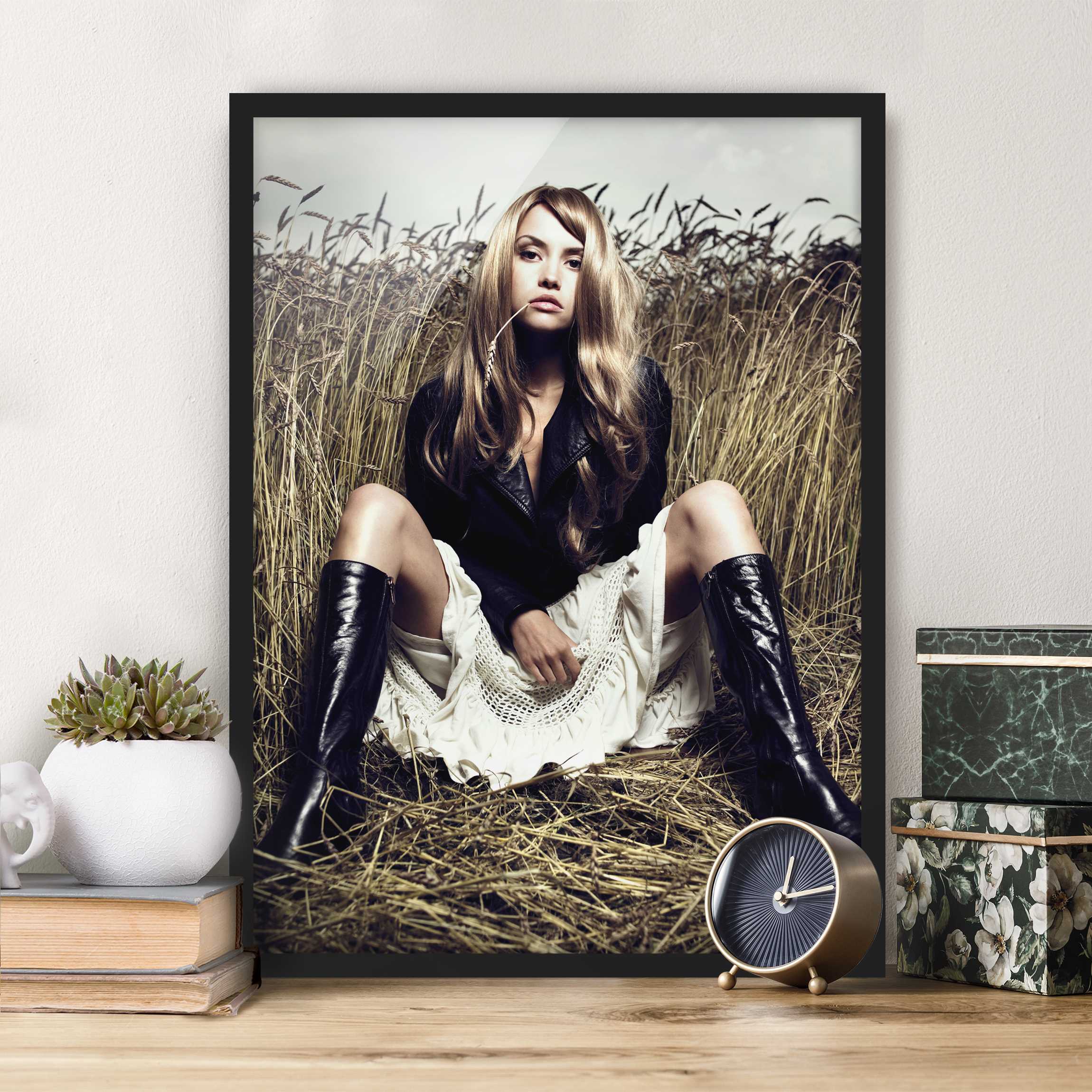 Akt & Erotik Bild mit Rahmen Country Girl