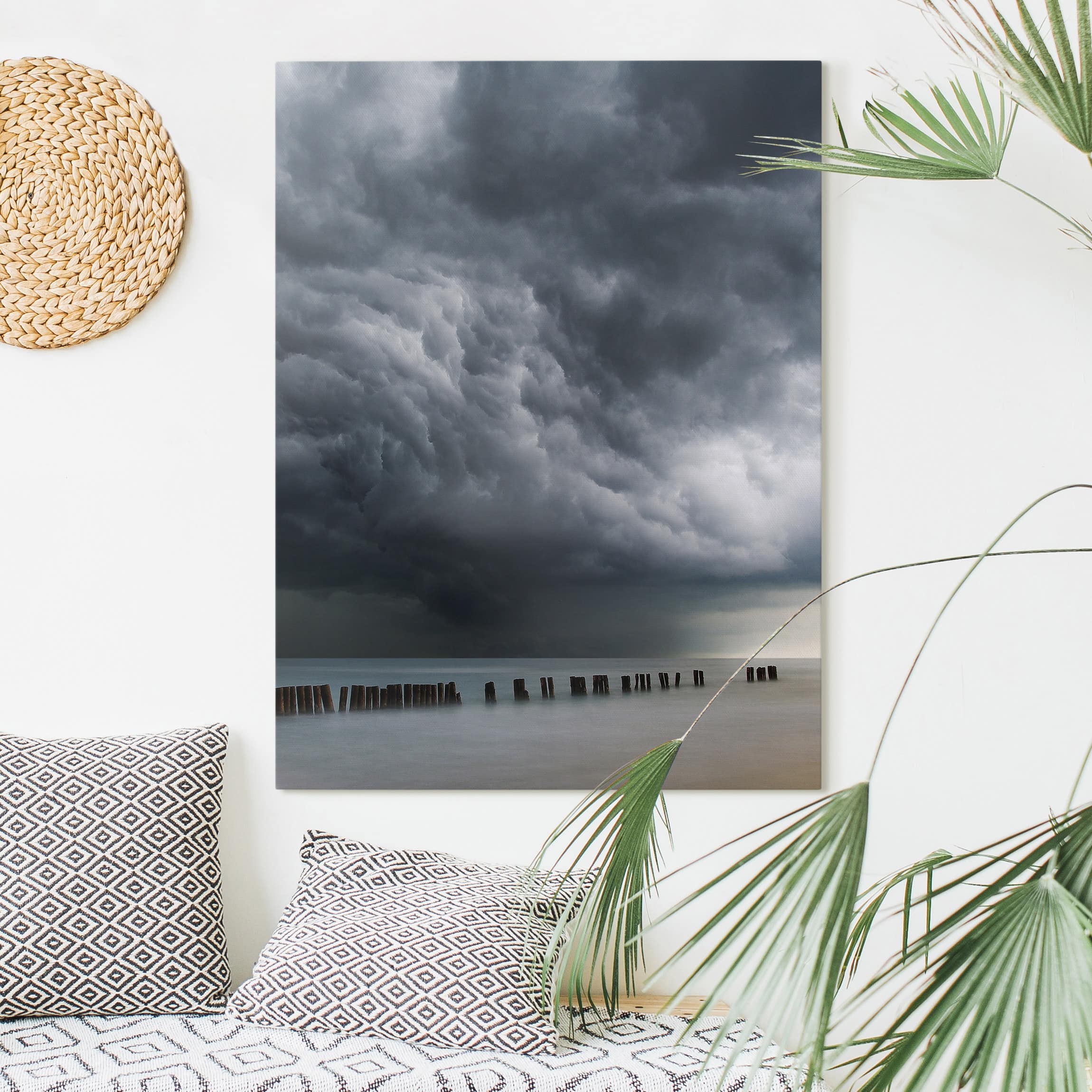 Leinwandbild - Hochformat Sturmwolken über der Ostsee