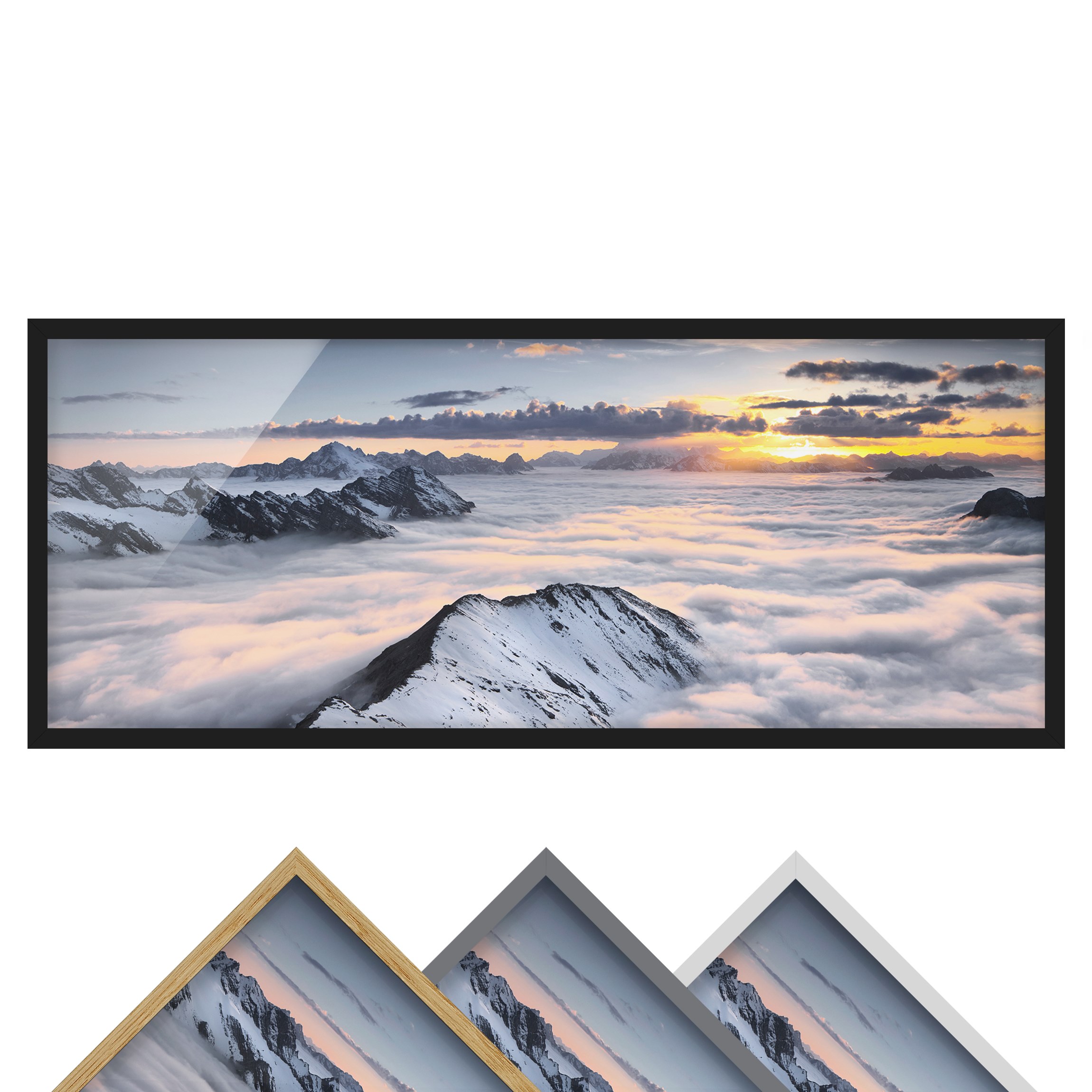 Bild mit Rahmen - Panorama Blick über Wolken und Berge