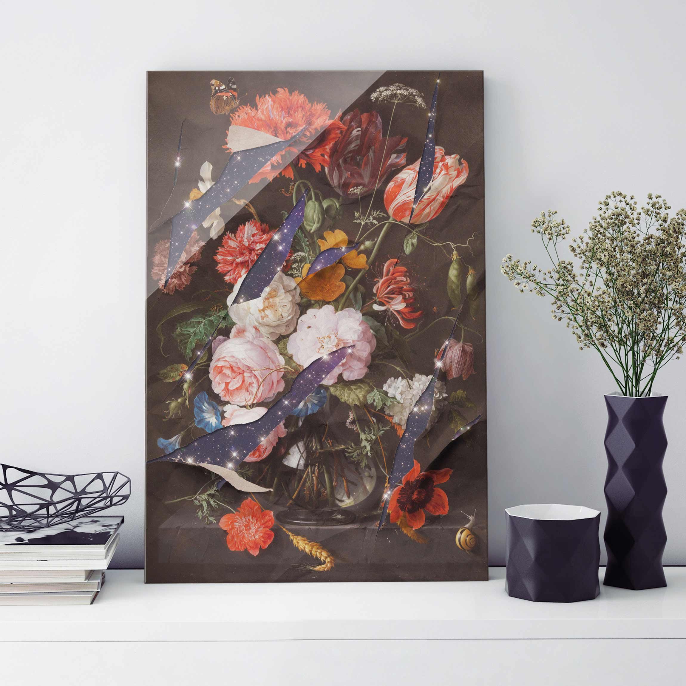 Glasbild - Hochformat Blumen mit Galaxie