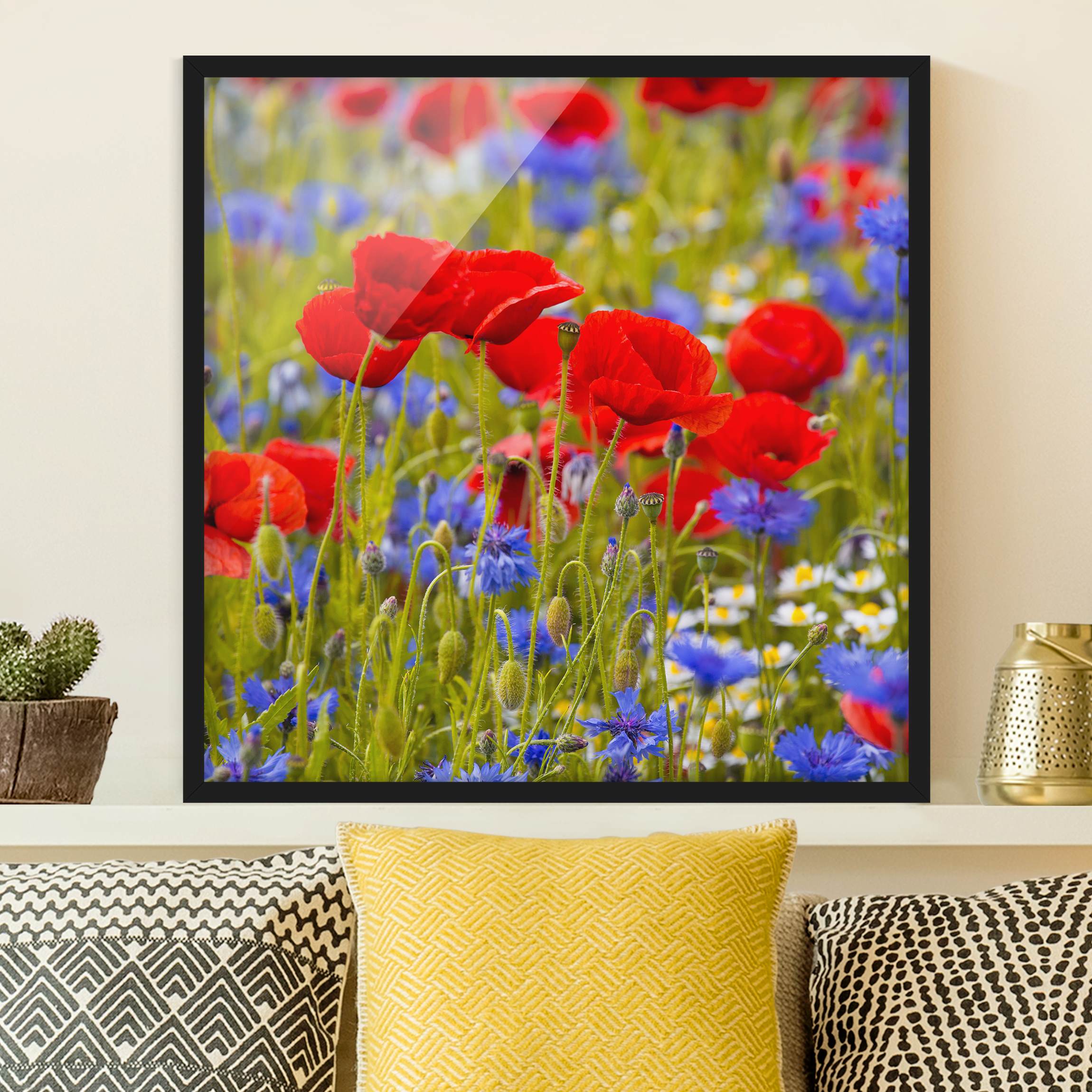 Bild mit Rahmen - Quadrat Sommerwiese mit Mohn und Kornblumen