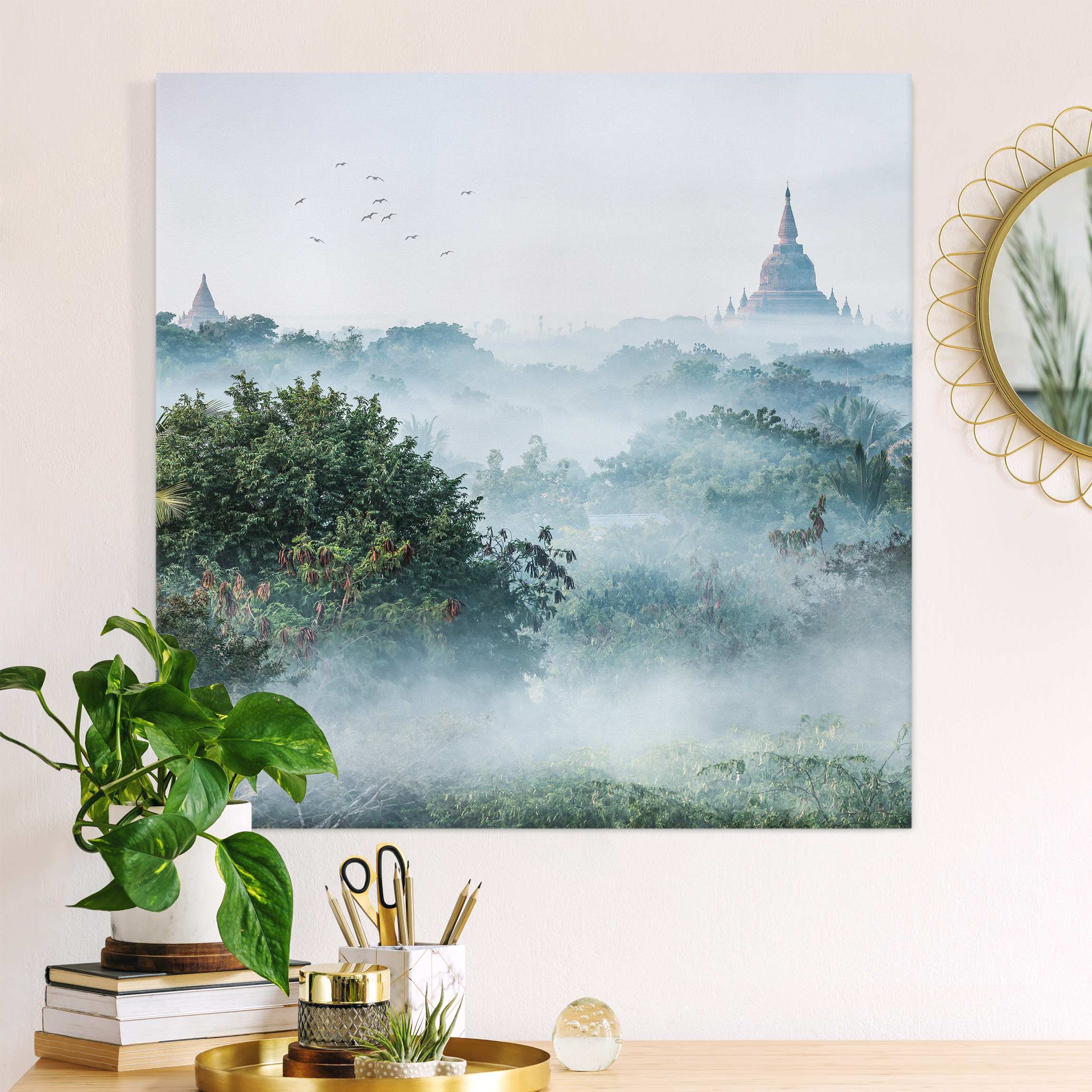 Leinwandbild Morgennebel über dem Dschungel von Bagan