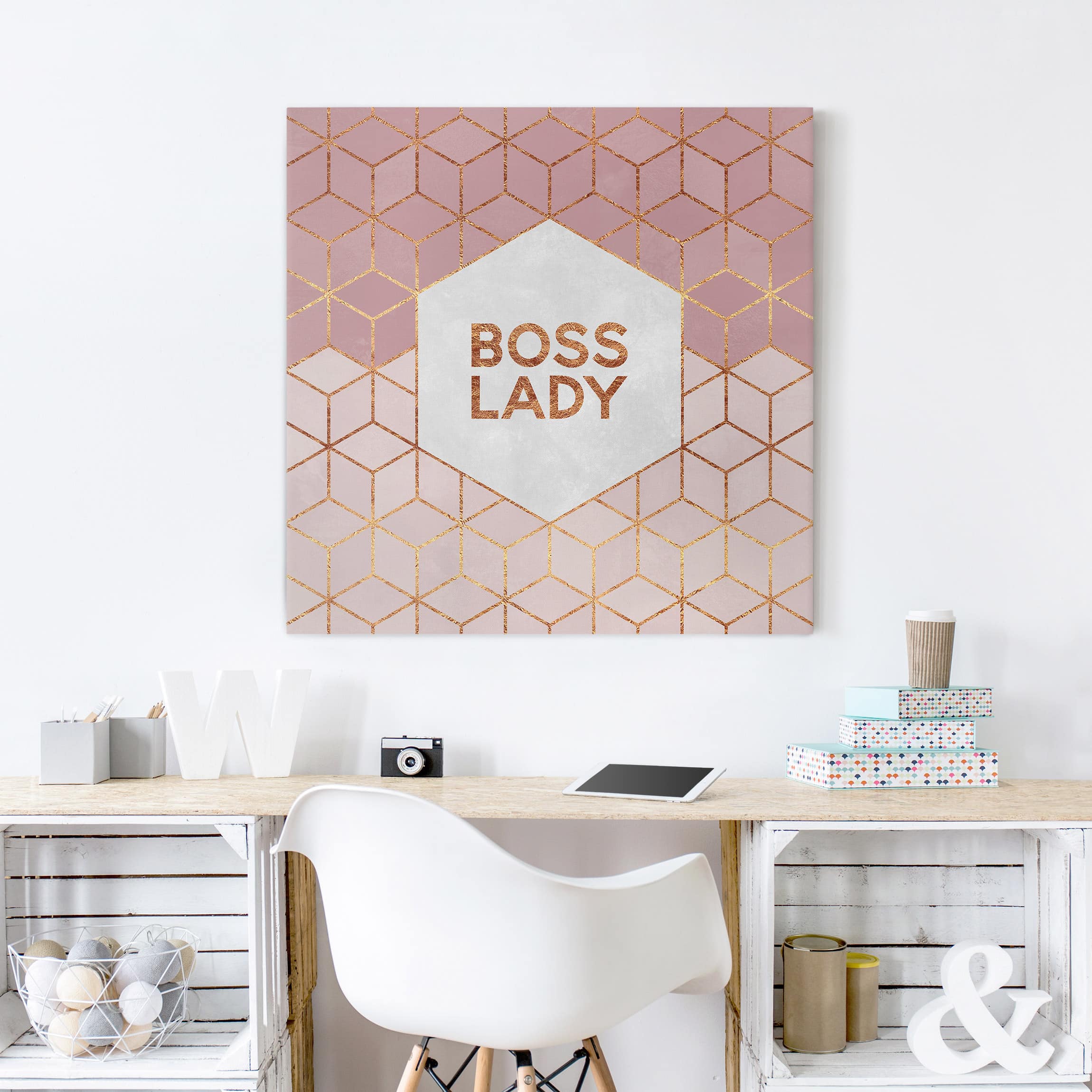 Leinwandbild - Quadrat Boss Lady Sechsecke Rosa