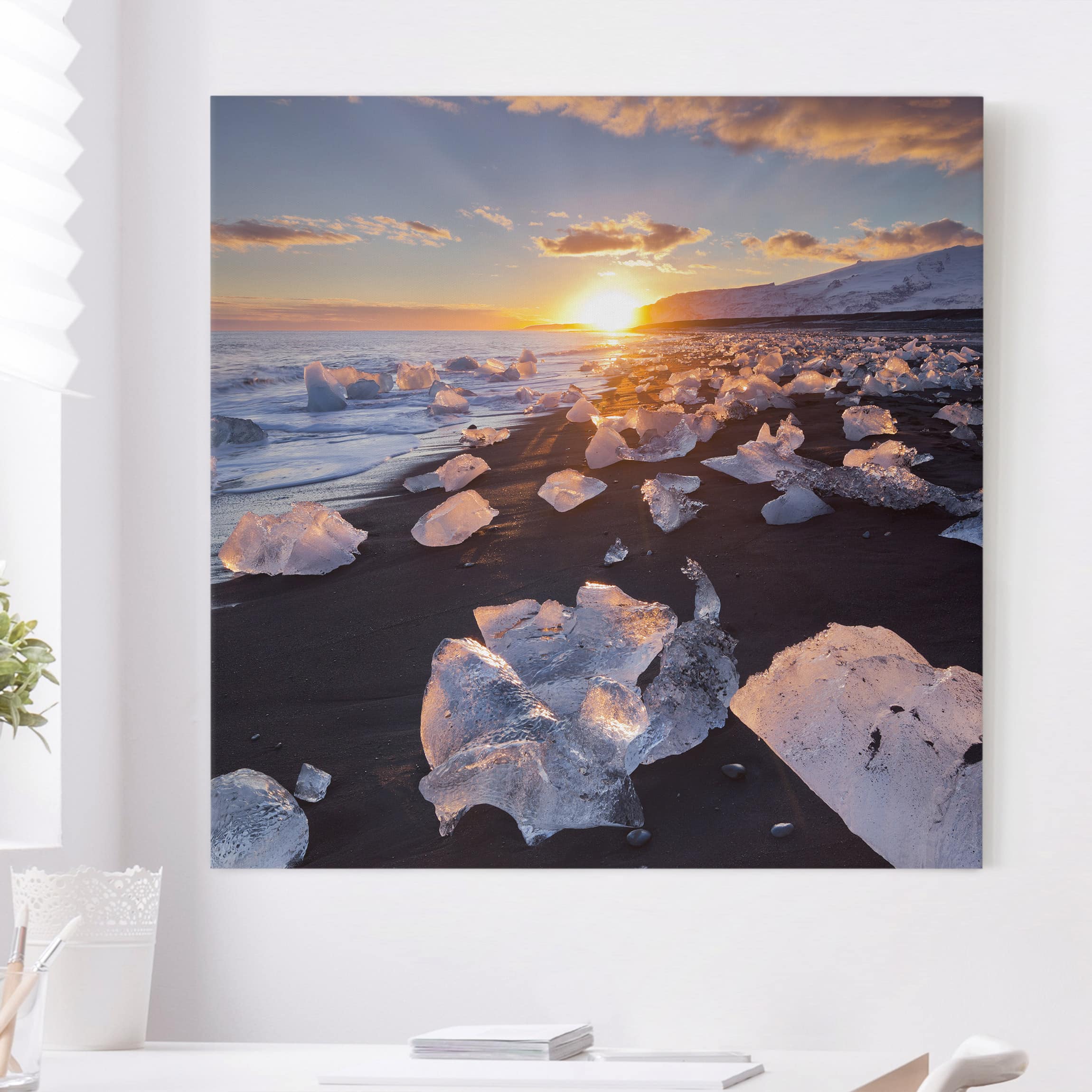 Leinwandbild - Quadrat Eisbrocken am Strand Island