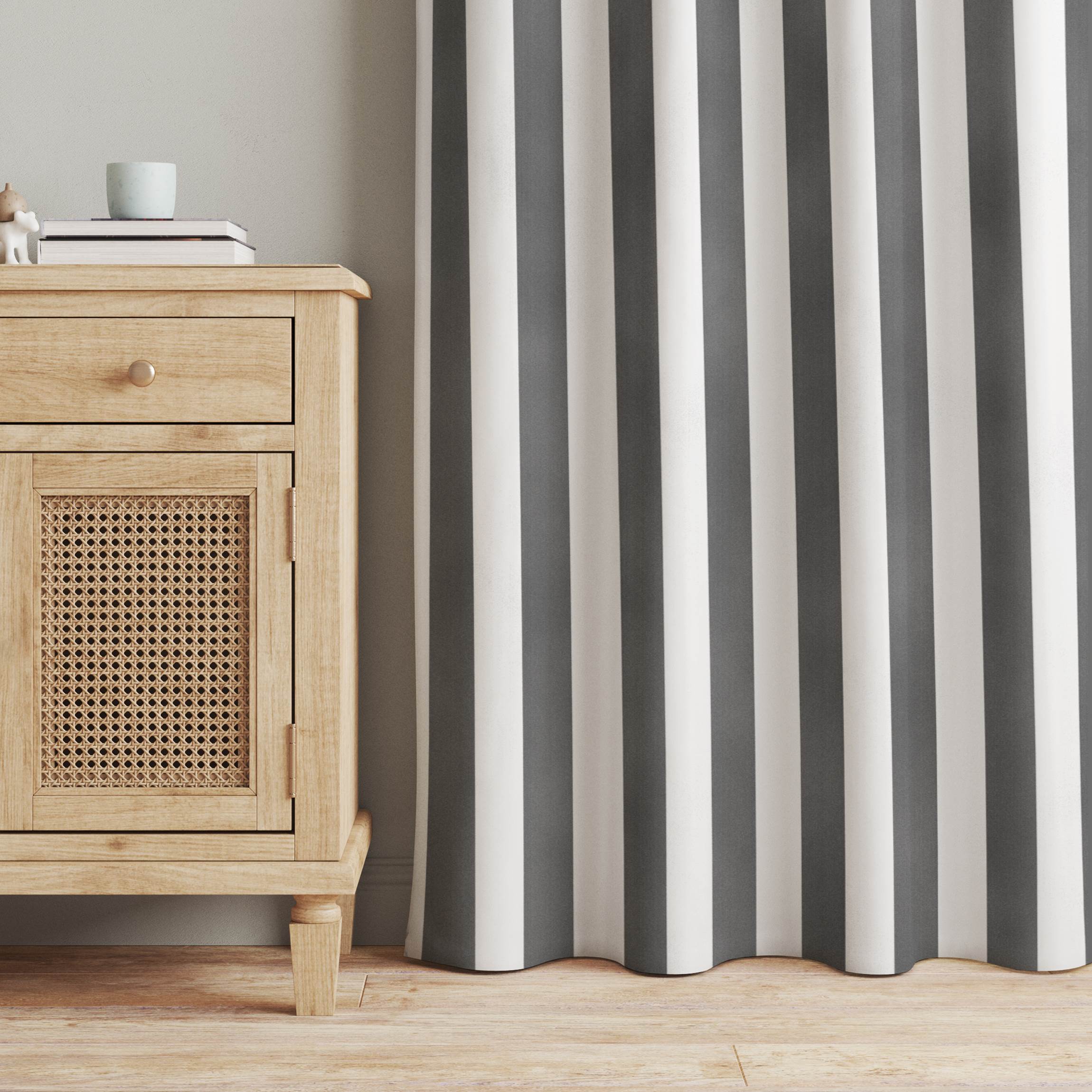 Vorhang Längsstreifen in Dunkelgrau