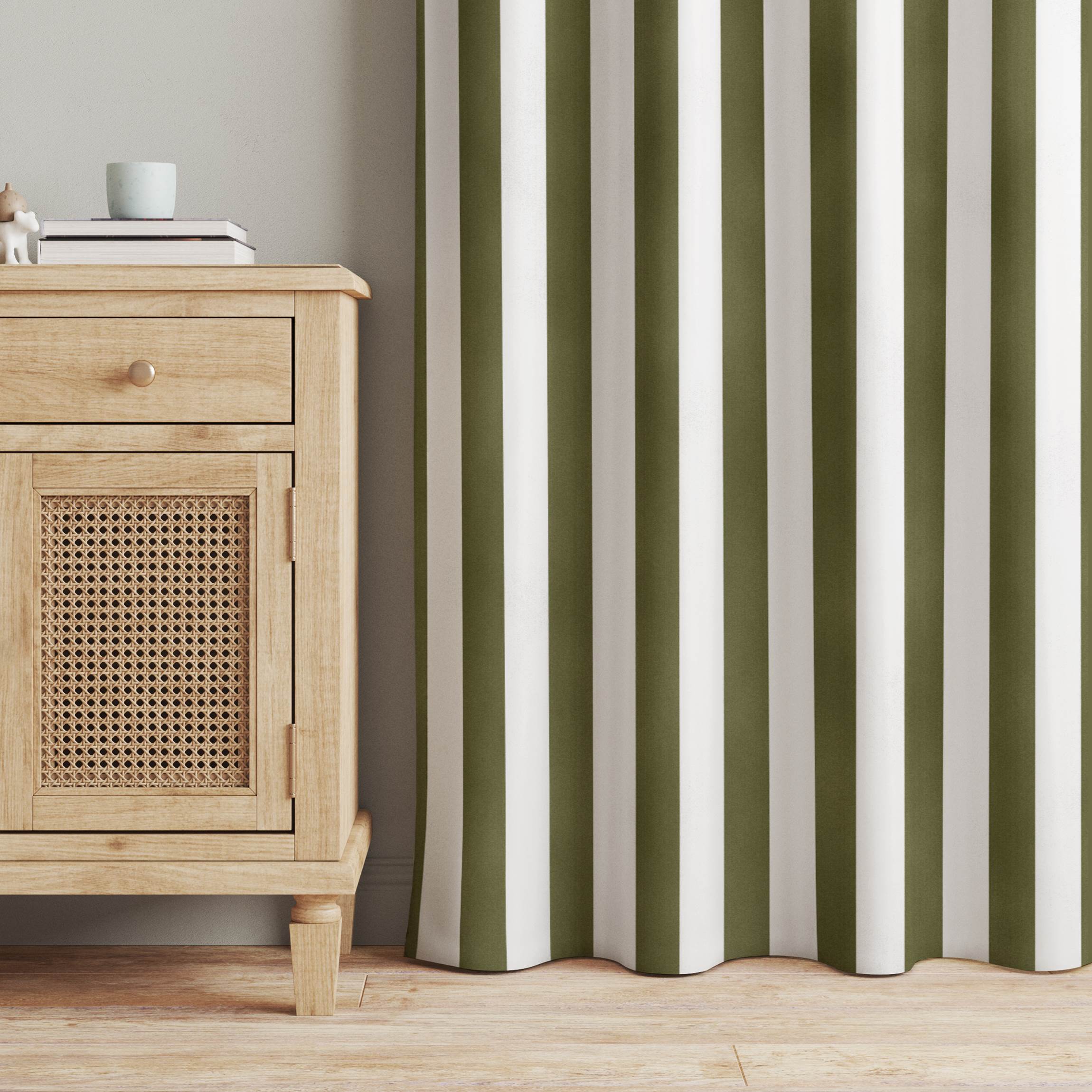 Vorhang Längsstreifen in Olive Grün