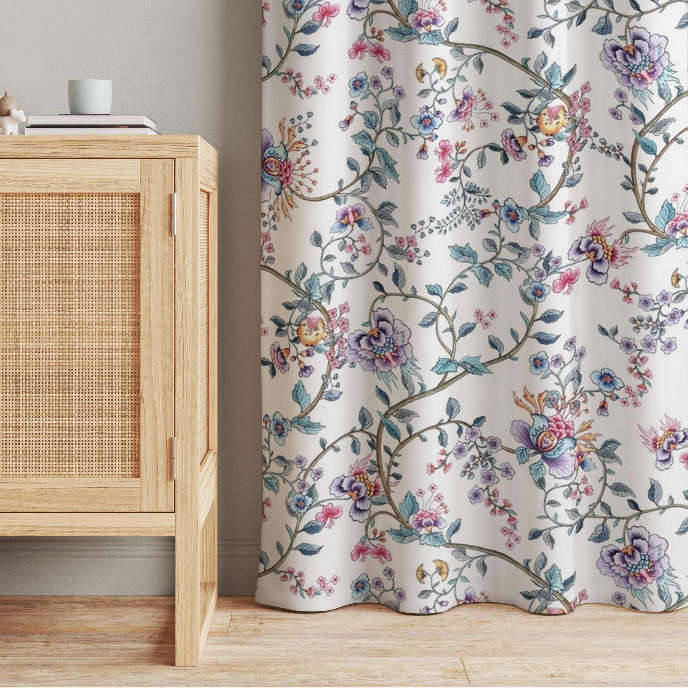 Vorhang Blumenranken in Pastell