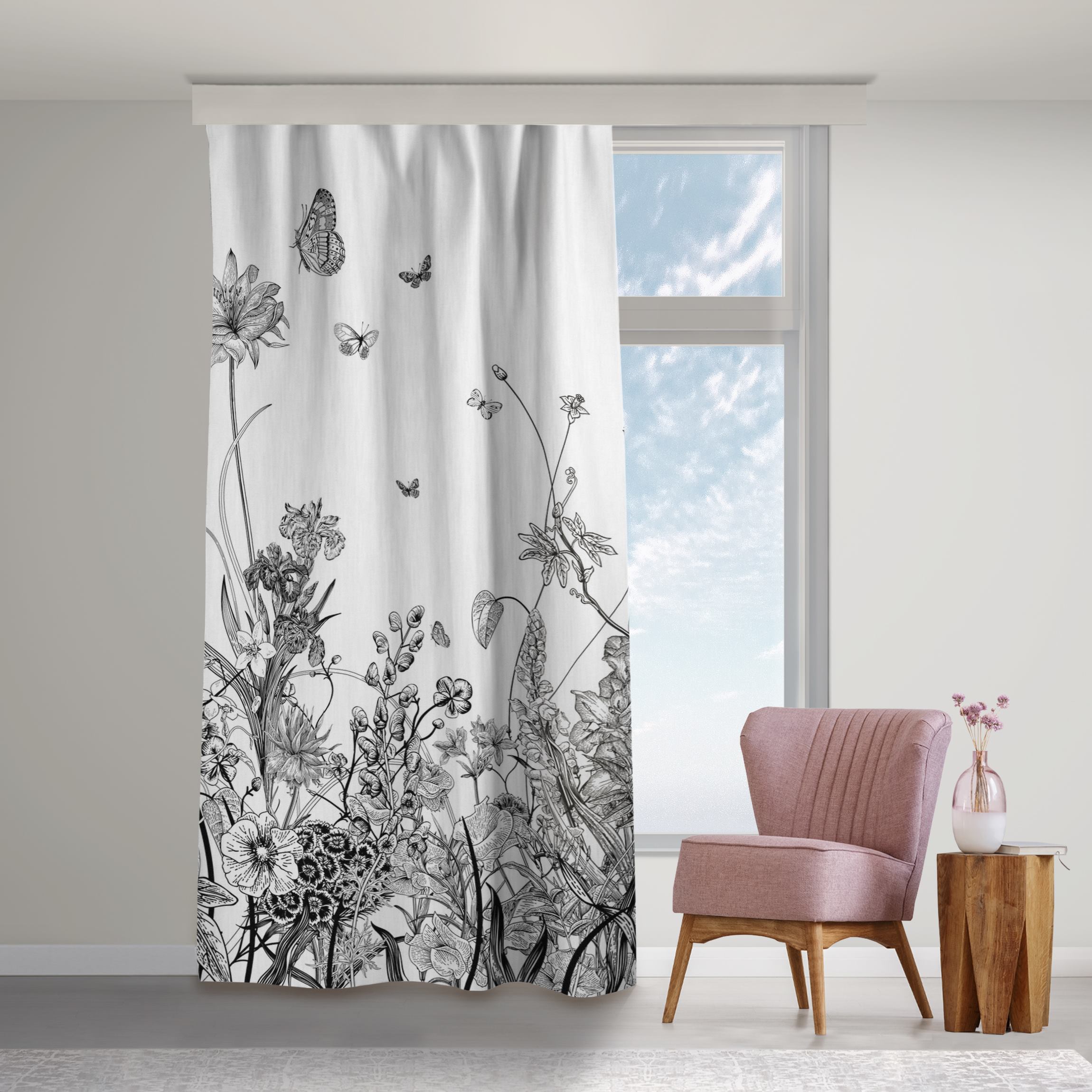 Vorhang Große Blumen mit Schmetterlingen in Schwarz